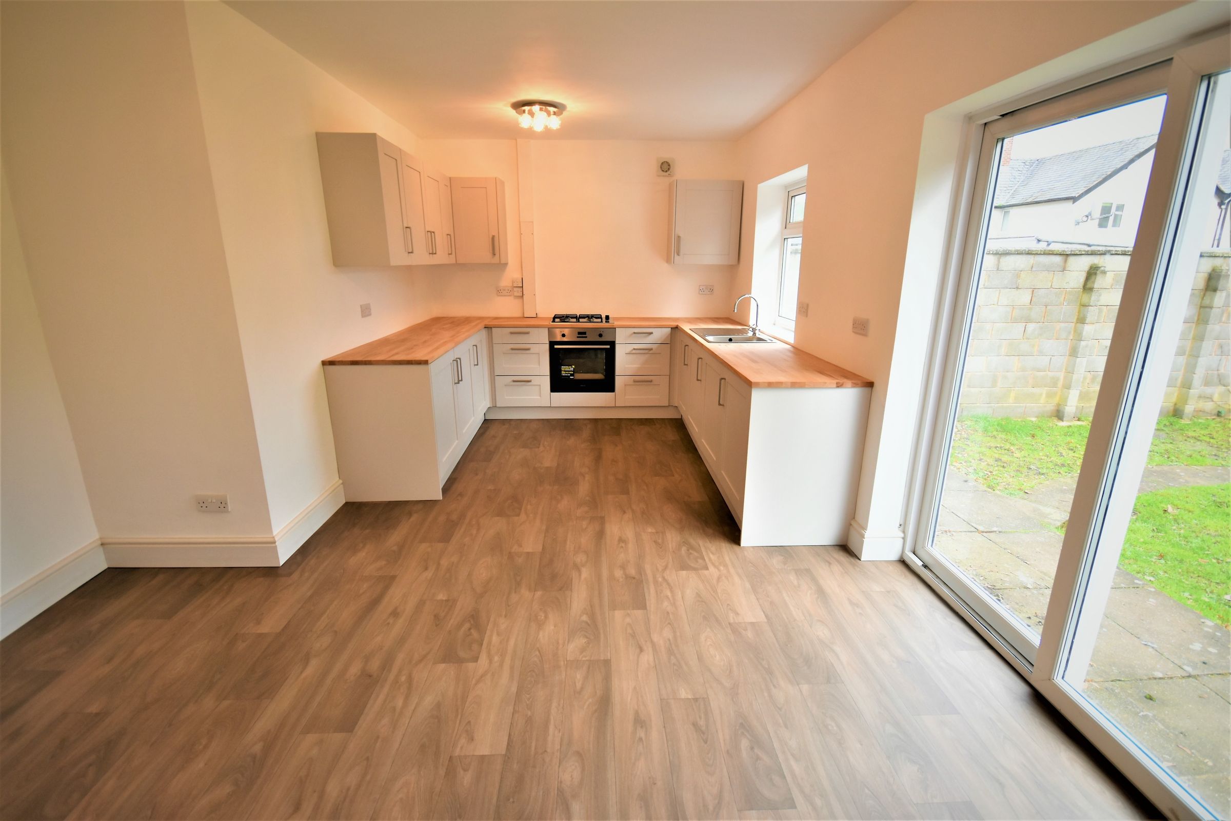 5 bed detached house for sale in Park Avenue, Wrexham LL12 Zoopla