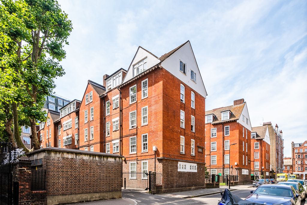 3 bed flat to rent in Coram House, Herbrand Street, Bloomsbury, London