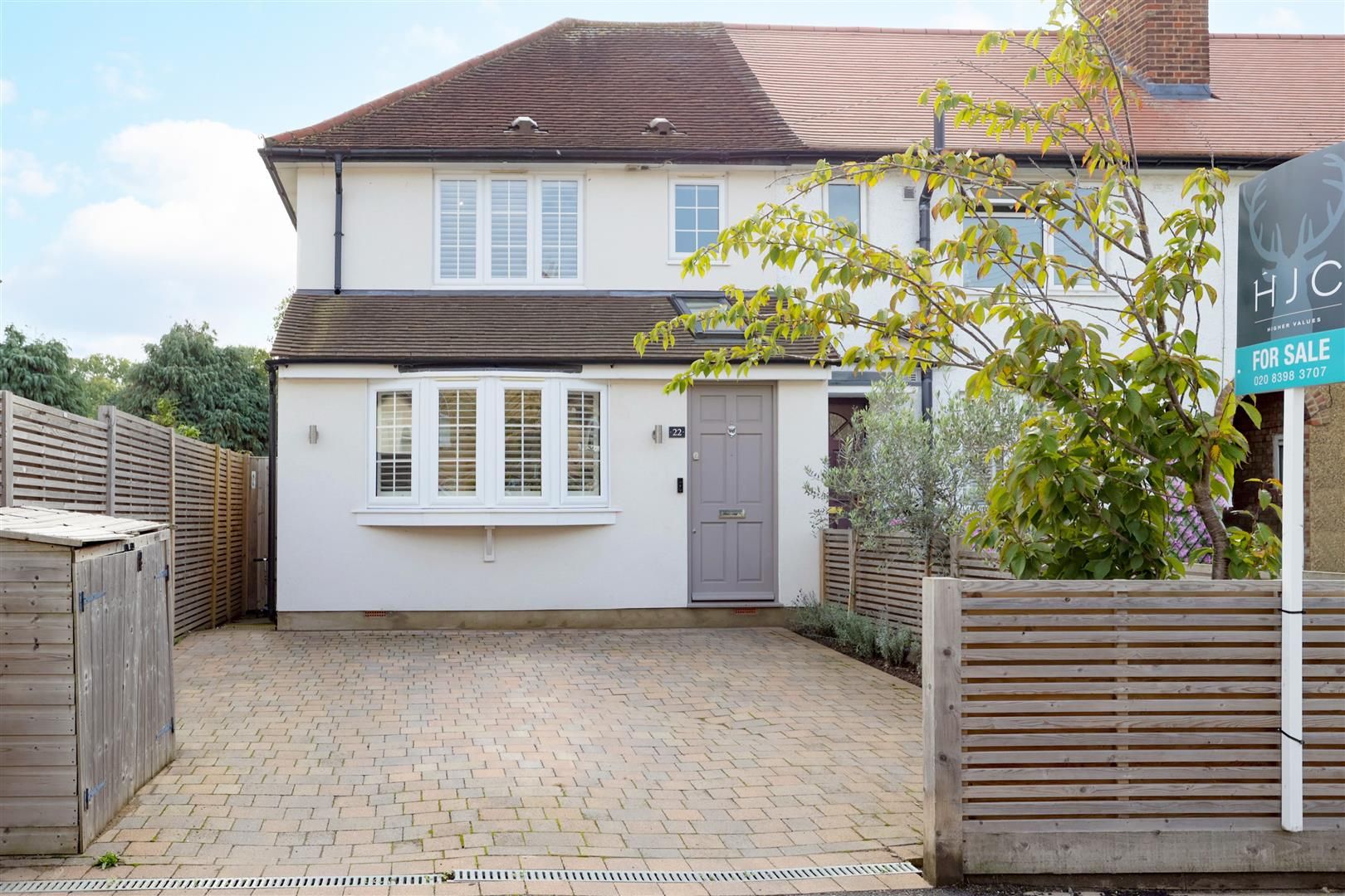 3 bed end terrace house for sale in Alexandra Road, Thames Ditton KT7