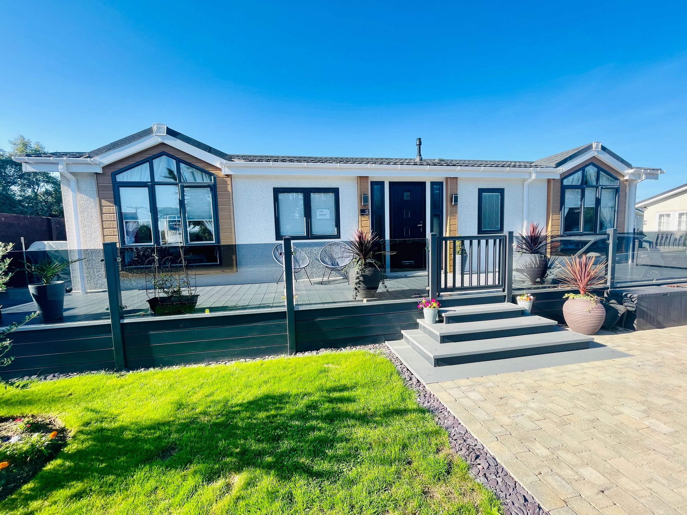 2 bed detached bungalow for sale in Eastbourne Road, Pevensey Bay BN24