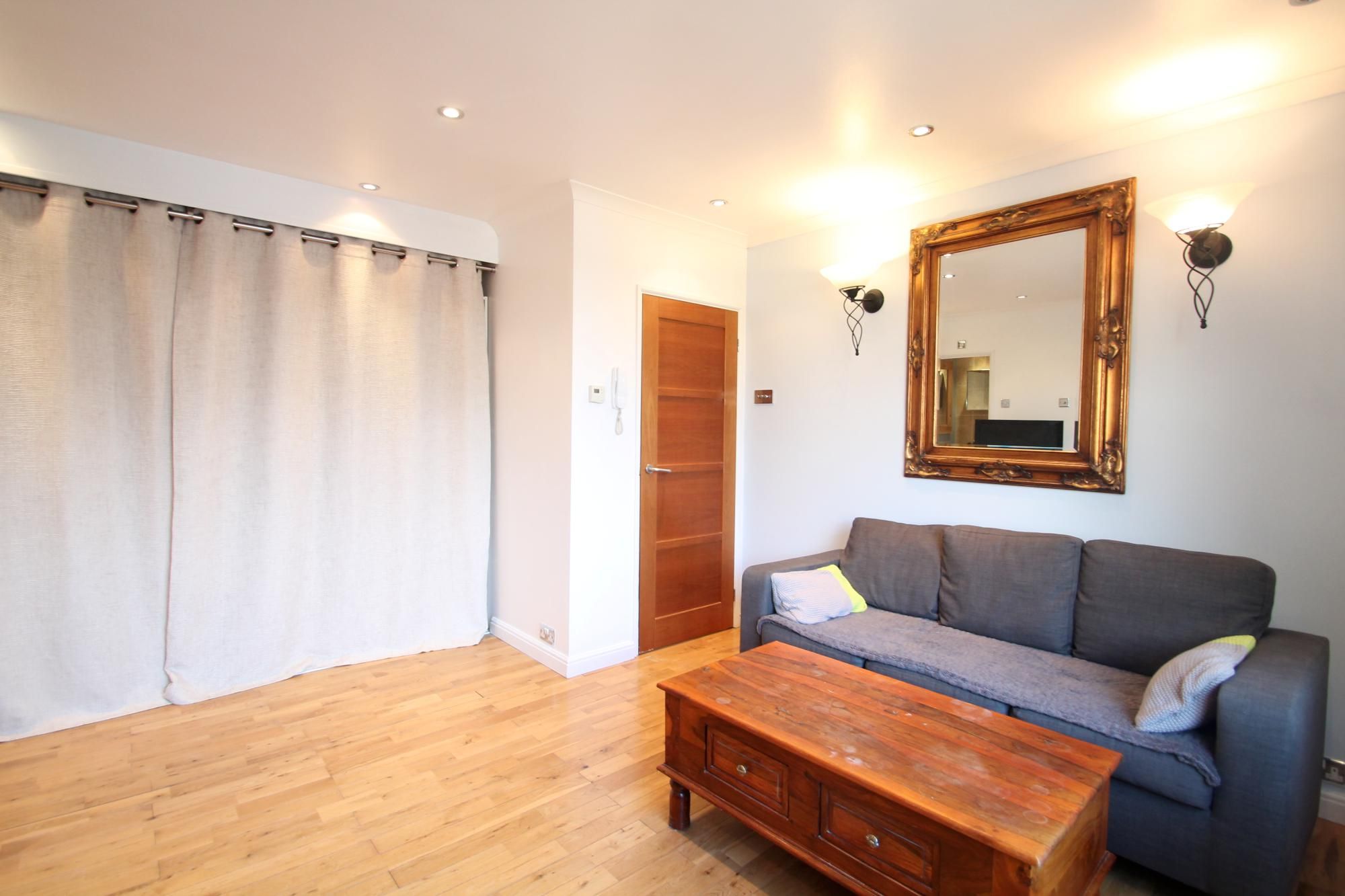 Studio to rent in Beaconsfield House, Ewell Road, Surbiton, Surrey KT6