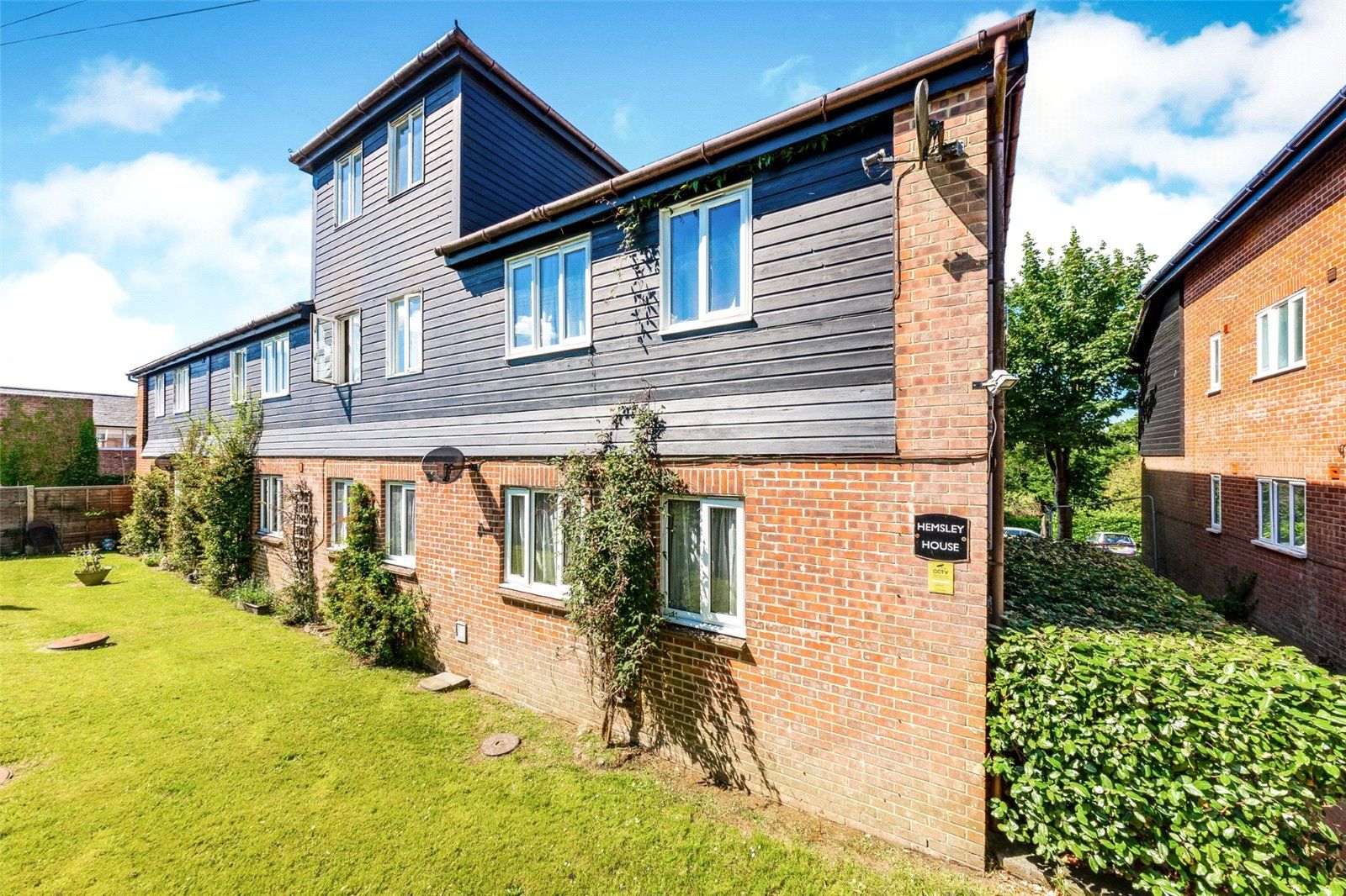 1 bed flat for sale in Streatfield Road, Heathfield TN21 Zoopla