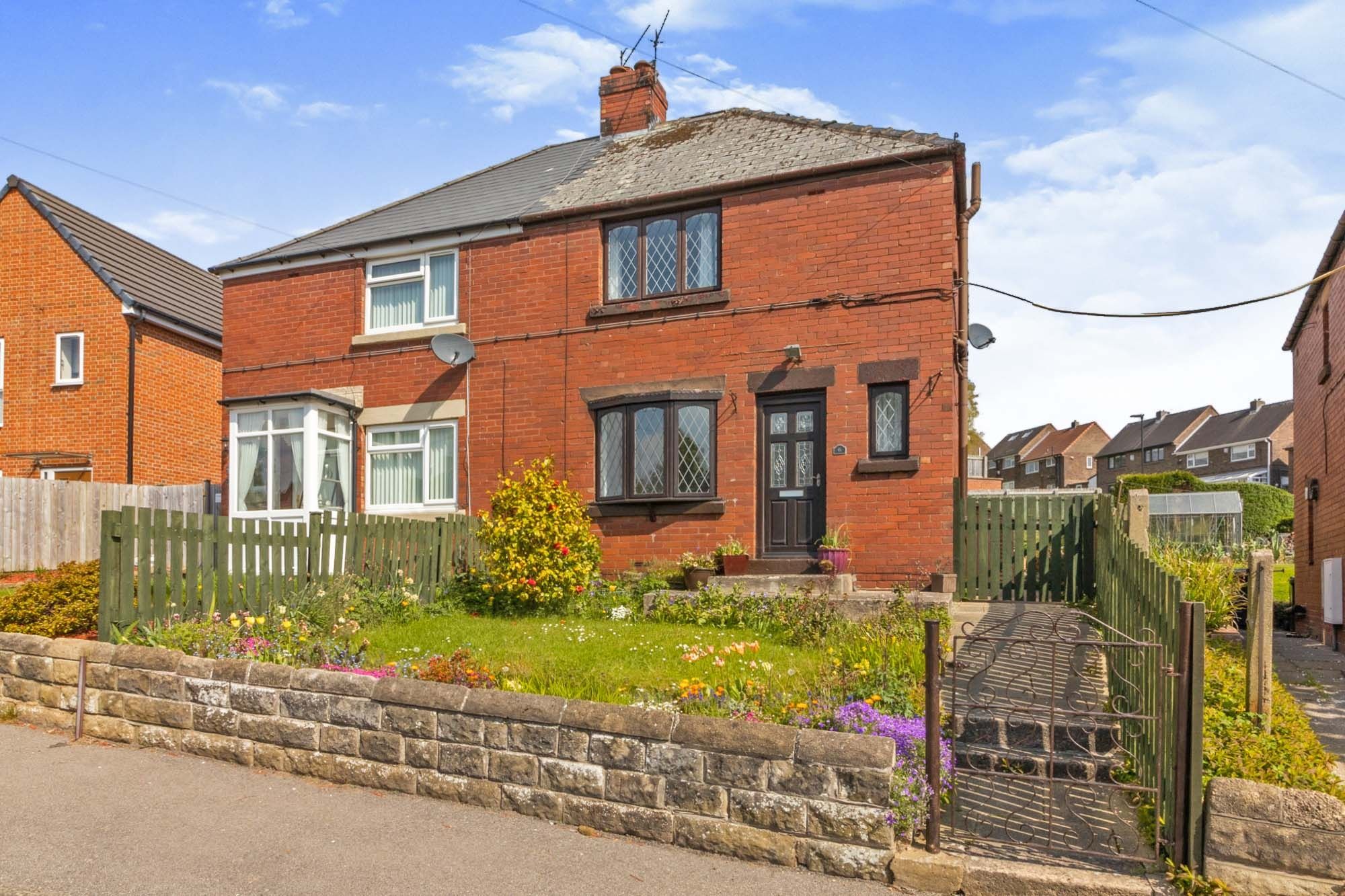 3 bed semidetached house for sale in Chase Road, Loxley, Sheffield