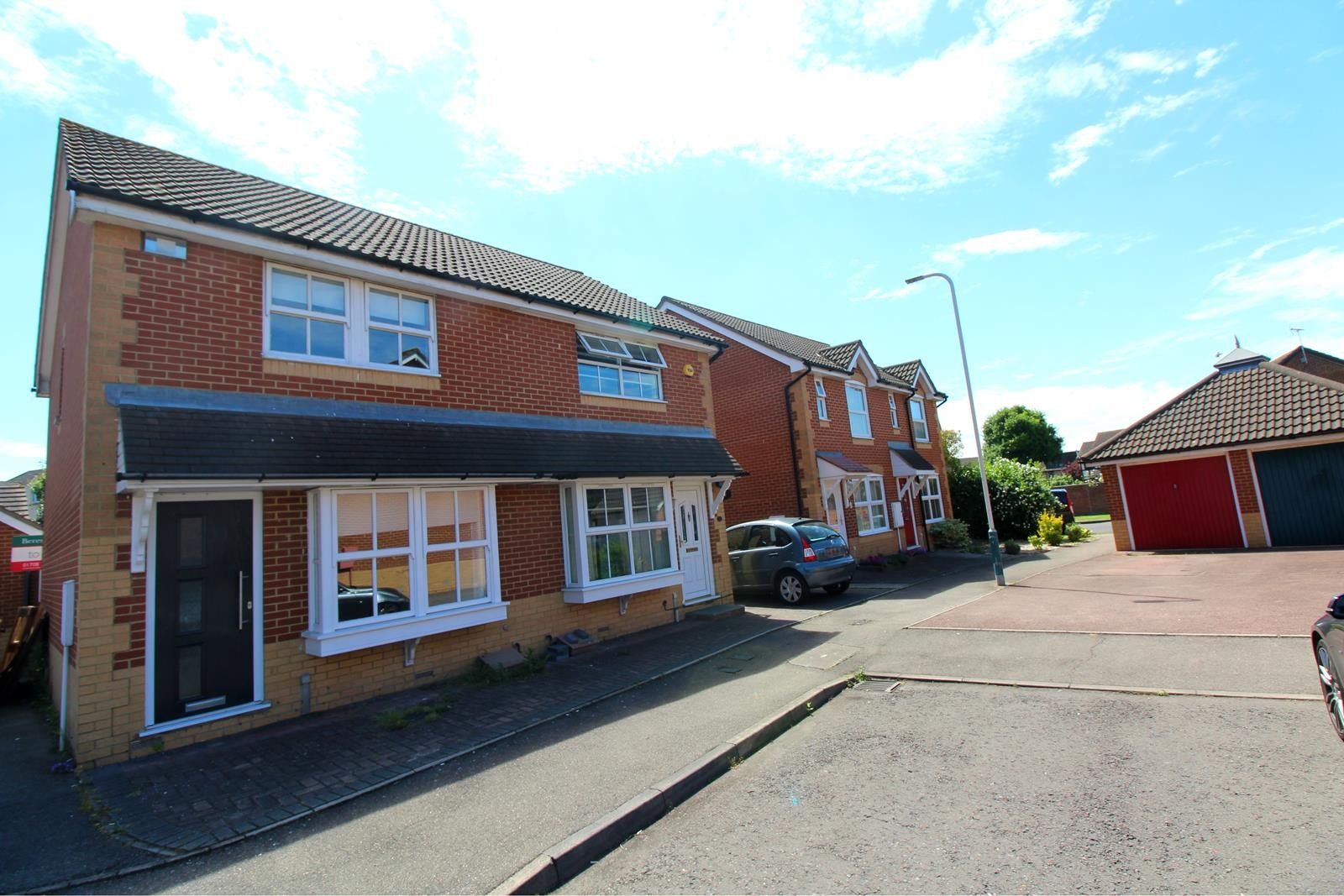 2 bed semidetached house to rent in Mason Drive, Harold Wood RM3 Zoopla