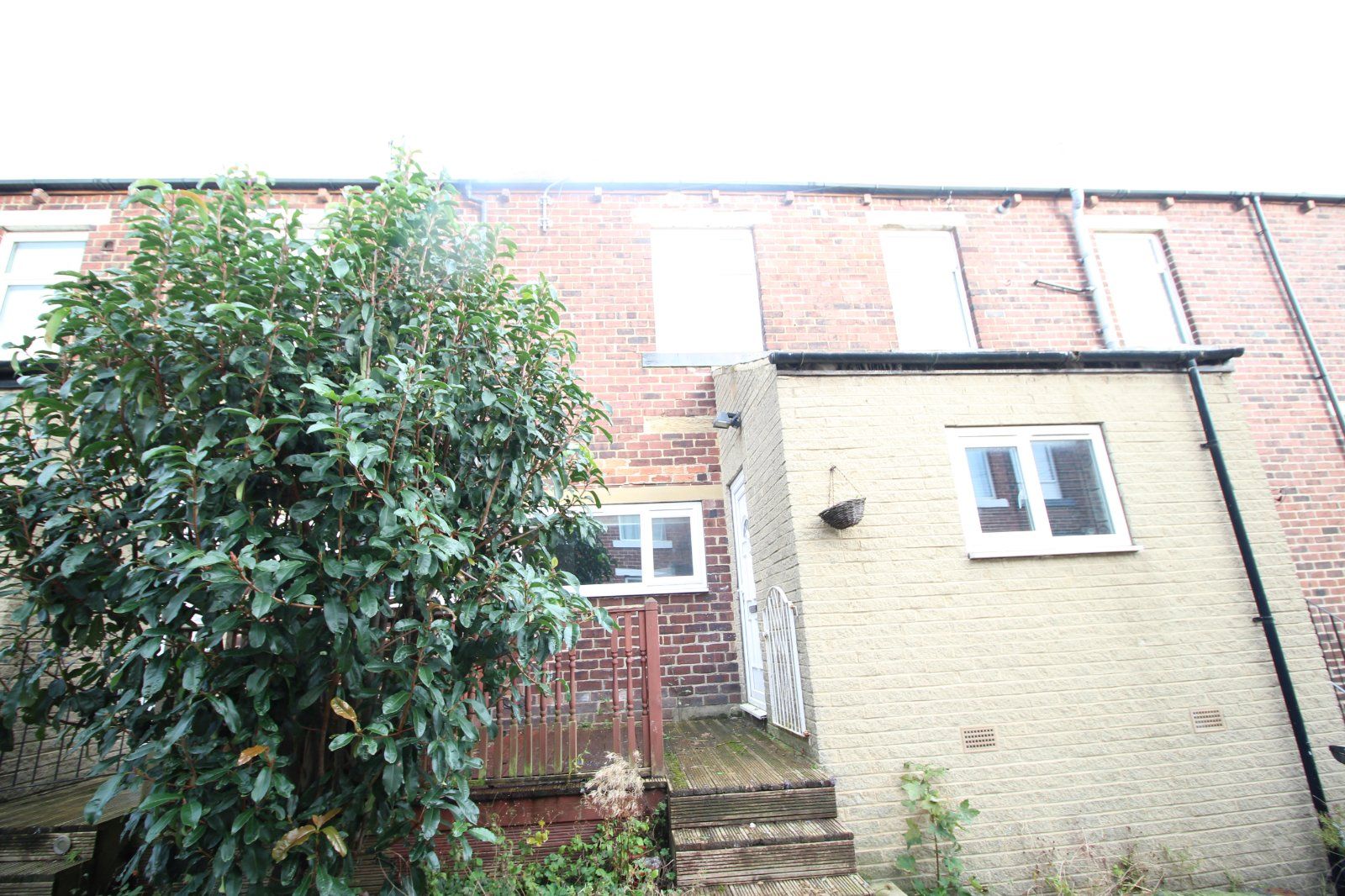 1 bed terraced house for sale in South Parade, Cleckheaton, West