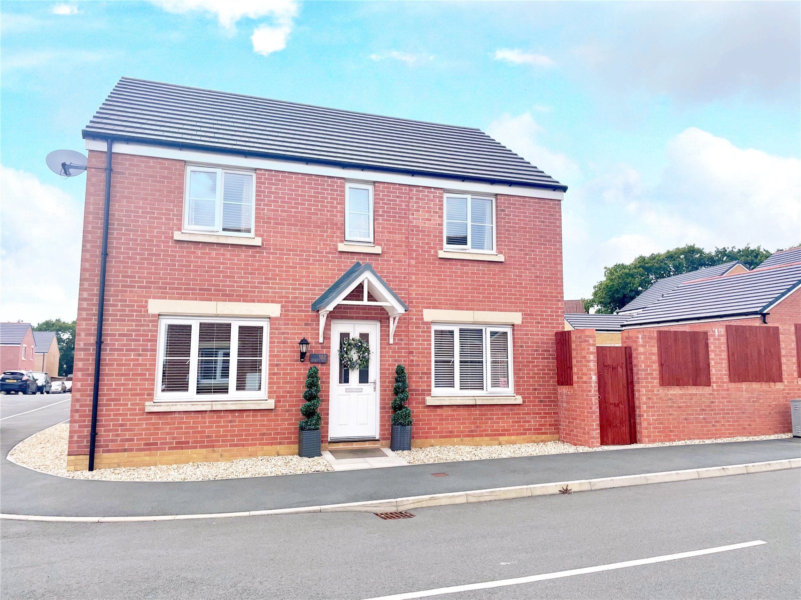 4 bed detached house for sale in Maes Y Glo, Llanelli, Maes Y Glo