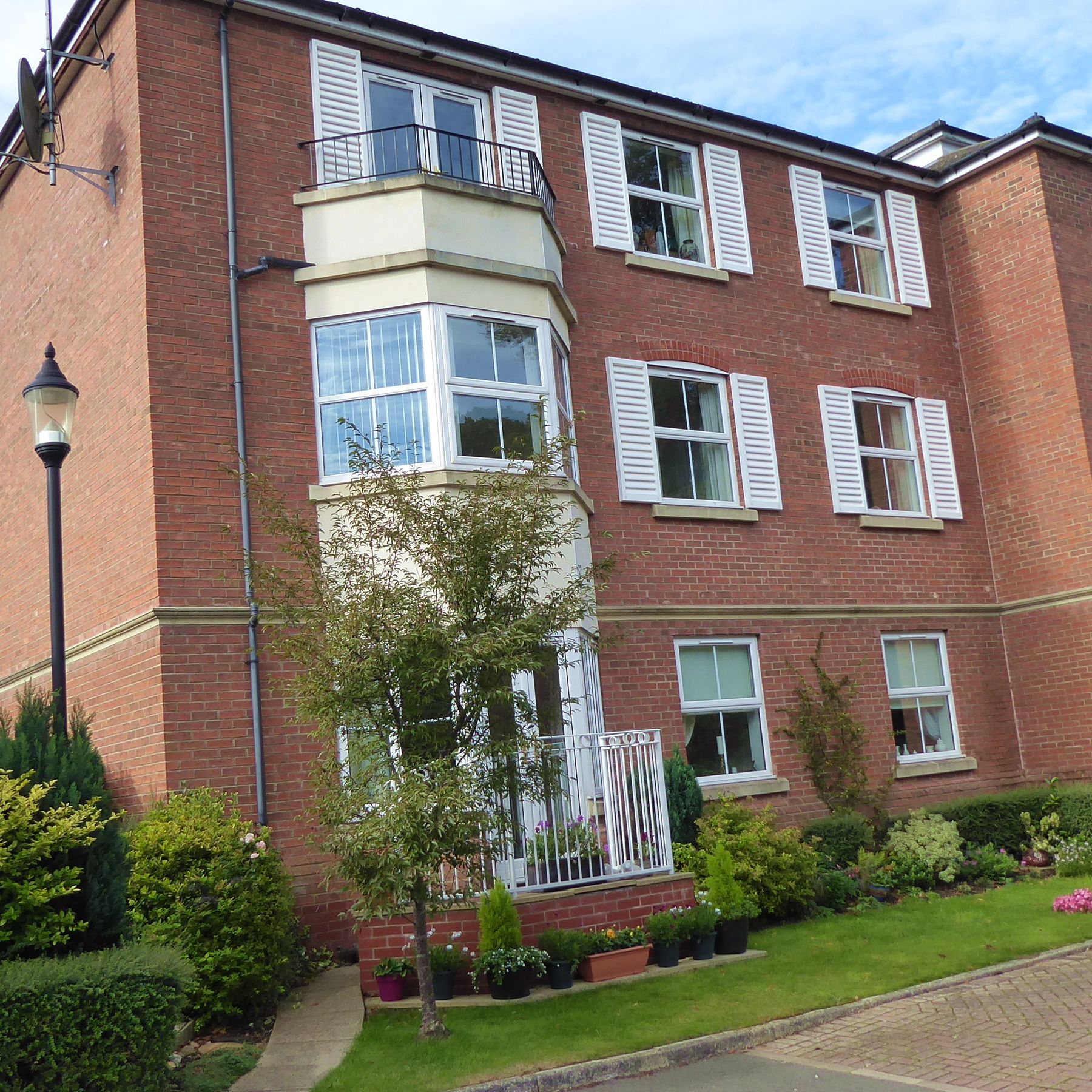 7 Frankton House, Napton Court, Warwickshire CV22  