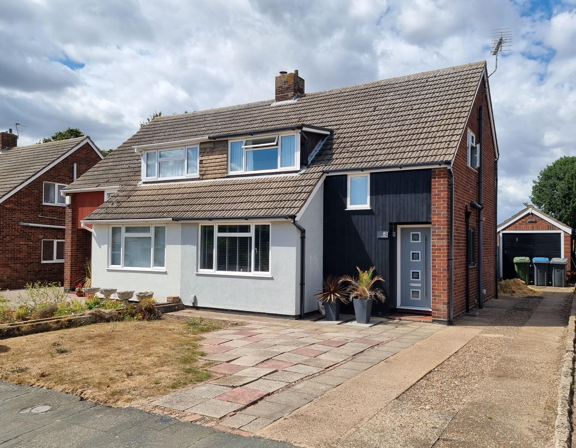 3 bed semidetached house for sale in New Road, Trimley St. Mary