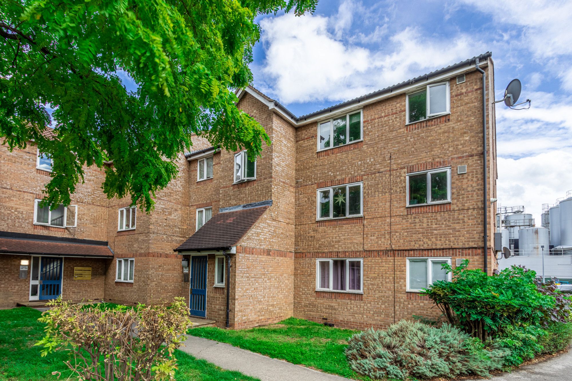 1 bed flat for sale in Cherry Blossom Close, Palmers Green N13 Zoopla