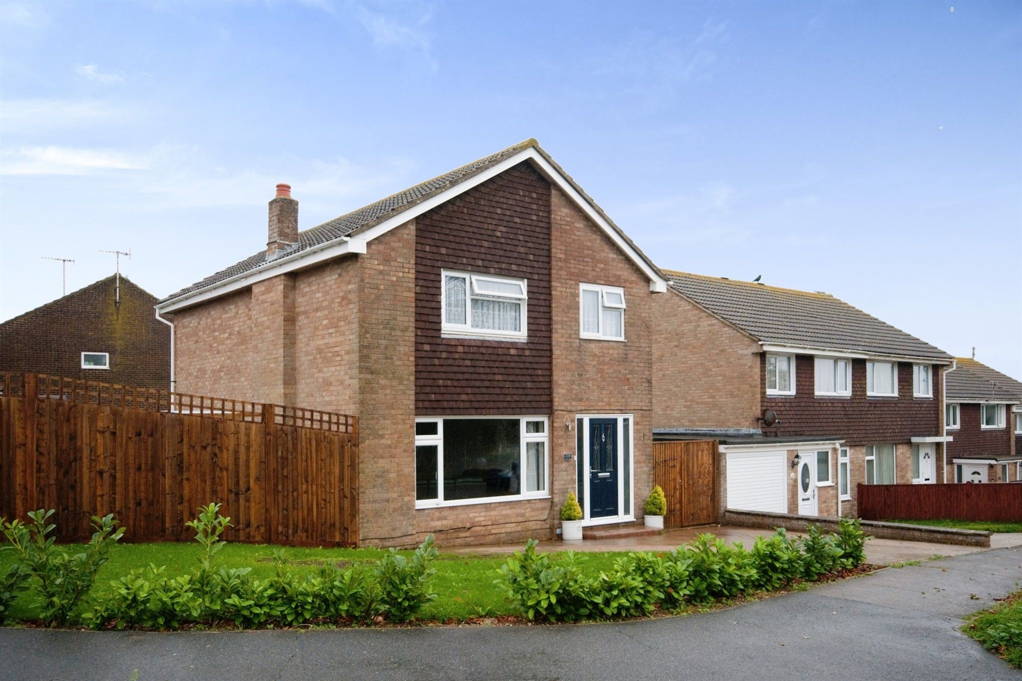 4 bed detached house for sale in Barn Rise, Seaford BN25 Zoopla