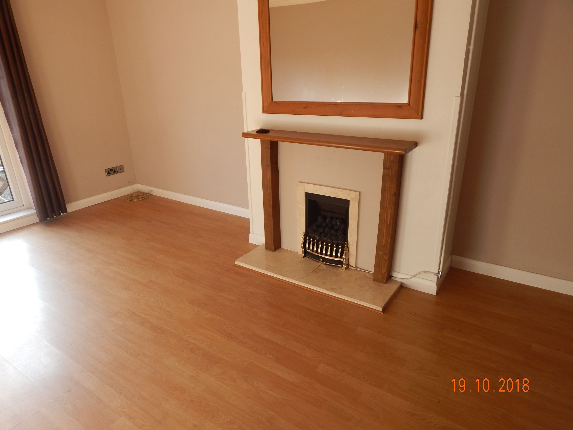 4 bed terraced house to rent in Woodfield Road, Balby, Doncaster DN4