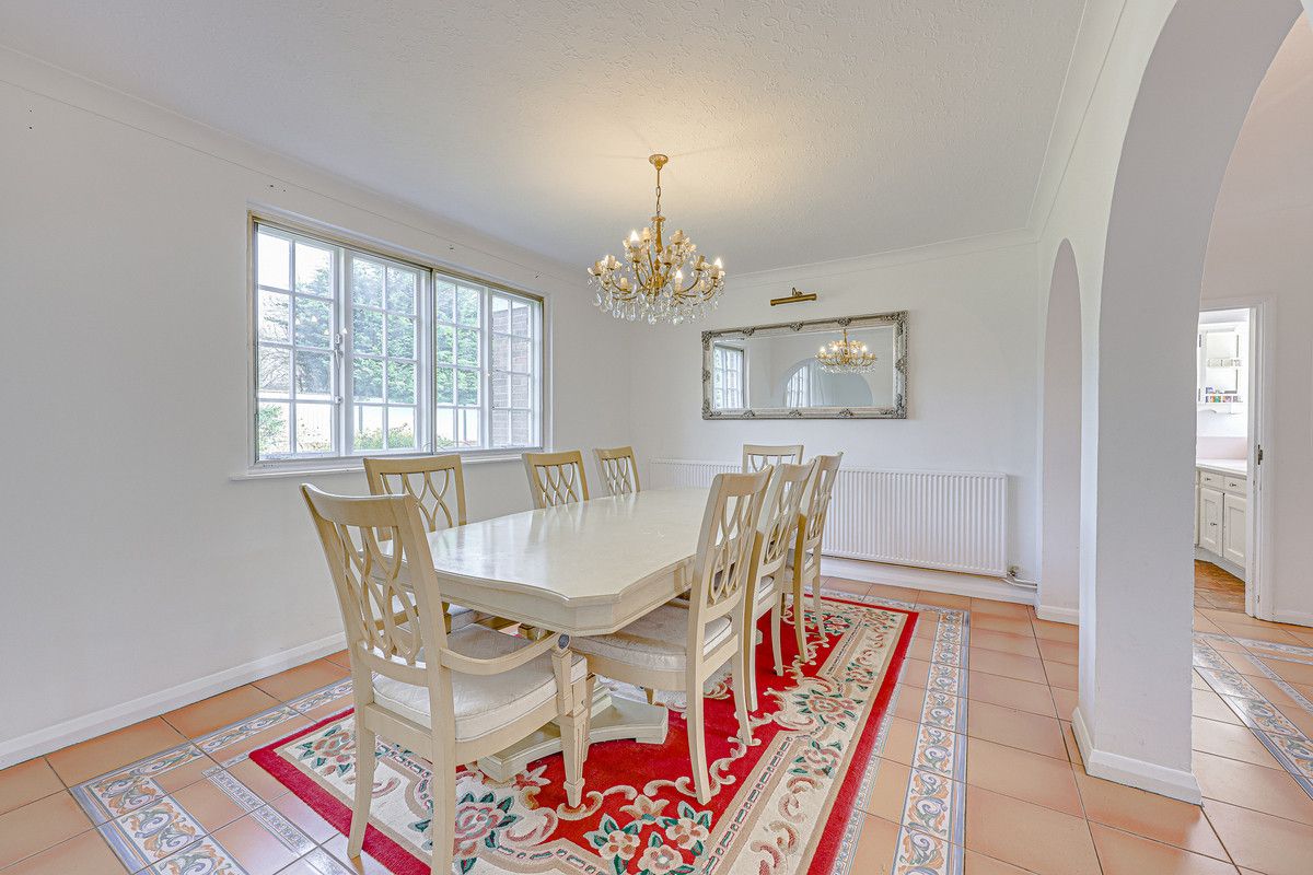 4 bed detached house for sale in Mortimer Road, Rayleigh SS6 Zoopla