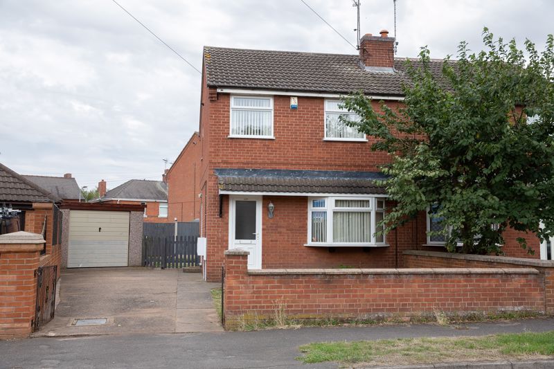 3 bed semidetached house for sale in Walesby Lane, Ollerton, Newark