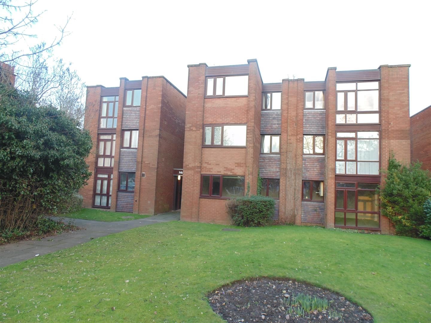 2 bed flat to rent in Chester Road, Erdington, Birmingham B24 Zoopla