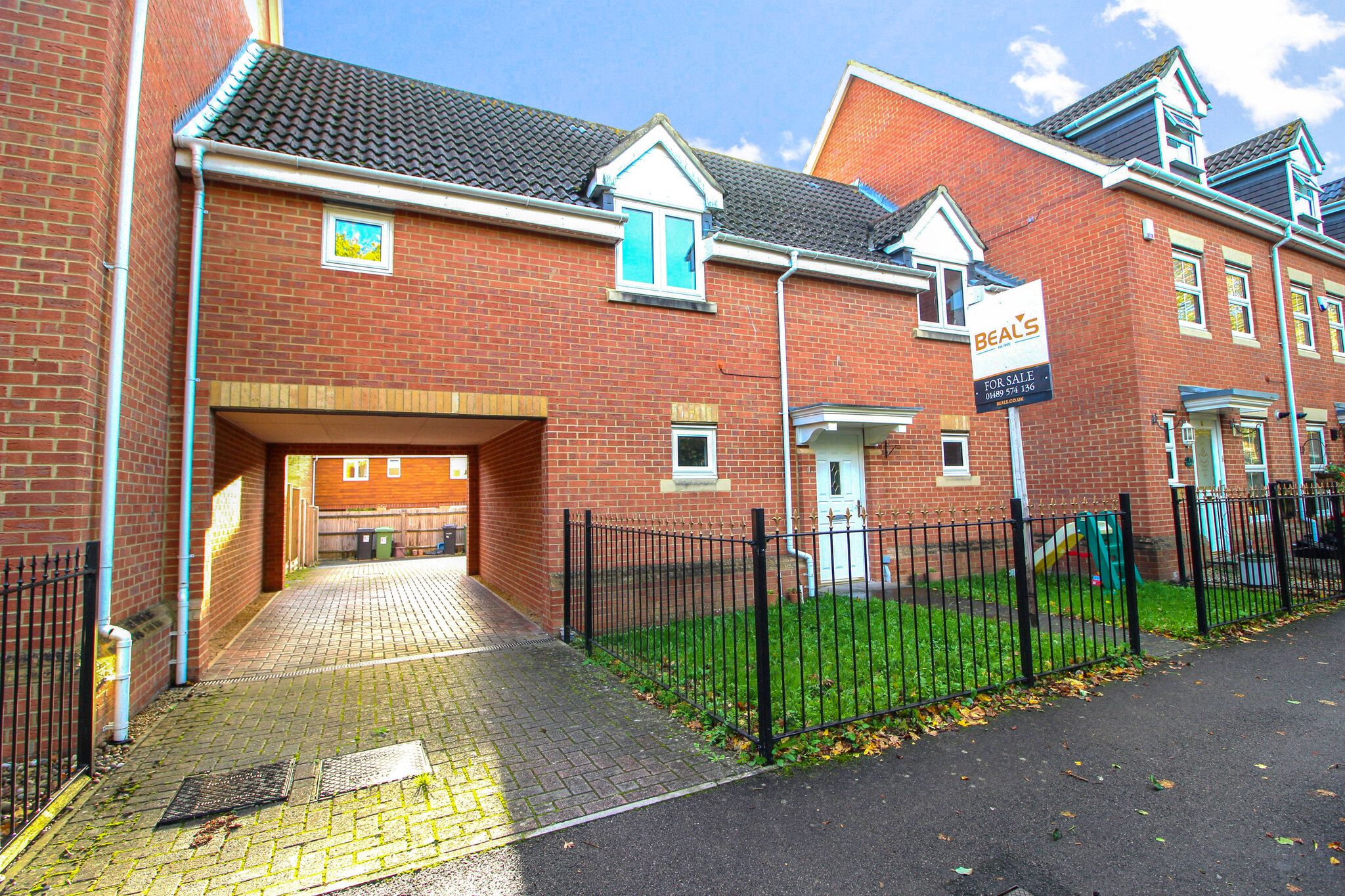 2 bed detached house for sale in Stag Drive, Hedge End, Southampton