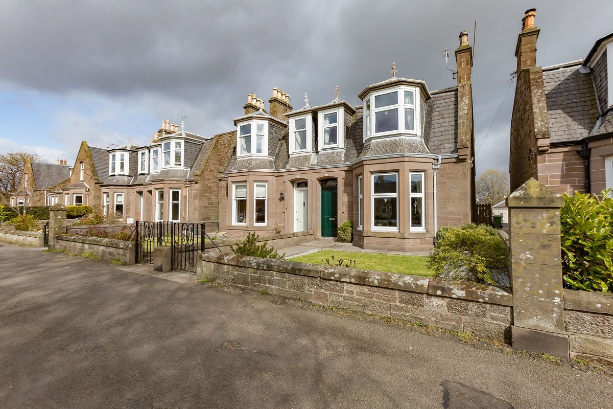 5 bed semidetached house for sale in Dorward Road, Montrose DD10 Zoopla