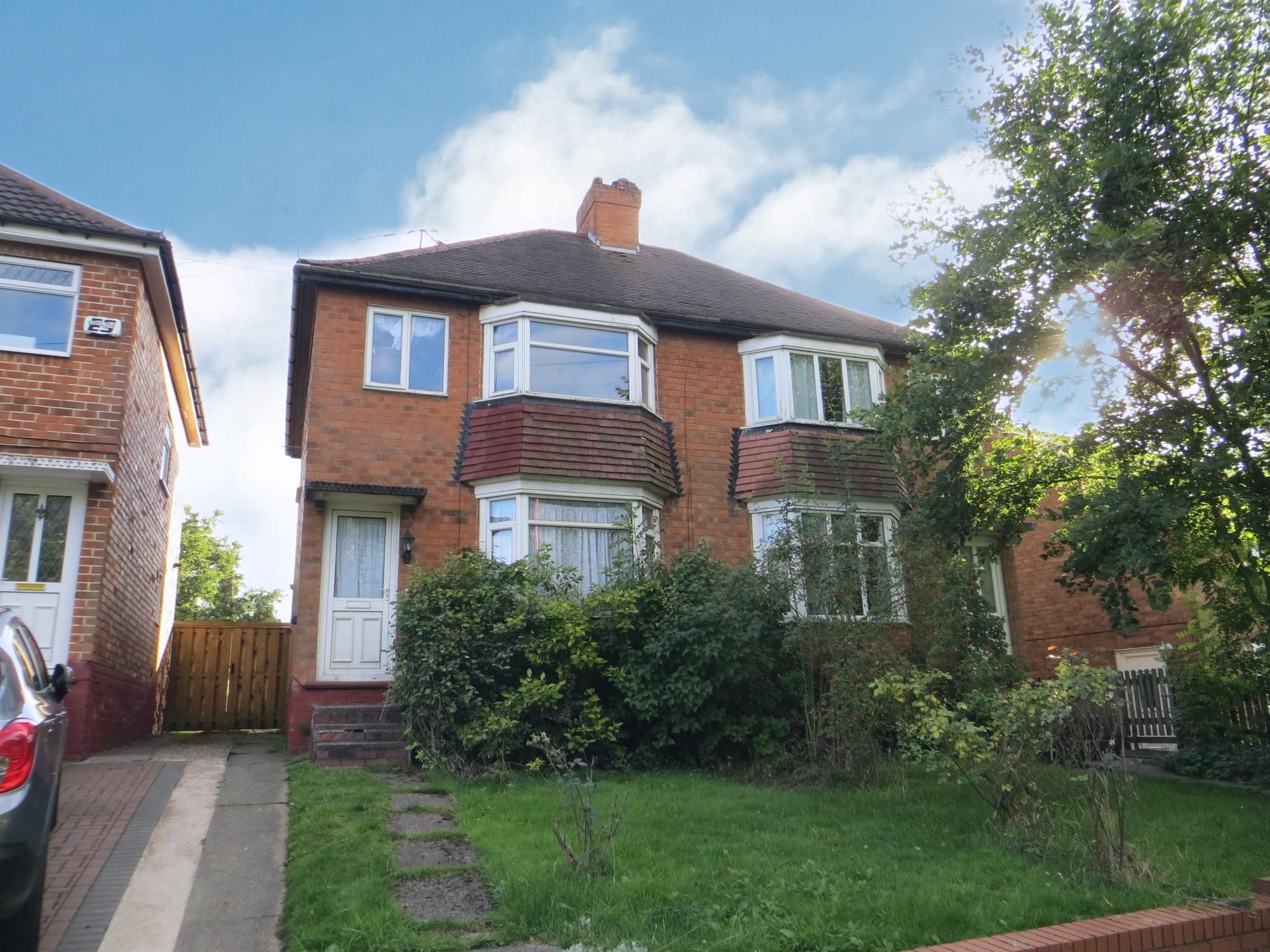 3 bed semidetached house to rent in Tessall Lane, Rednal, Birmingham