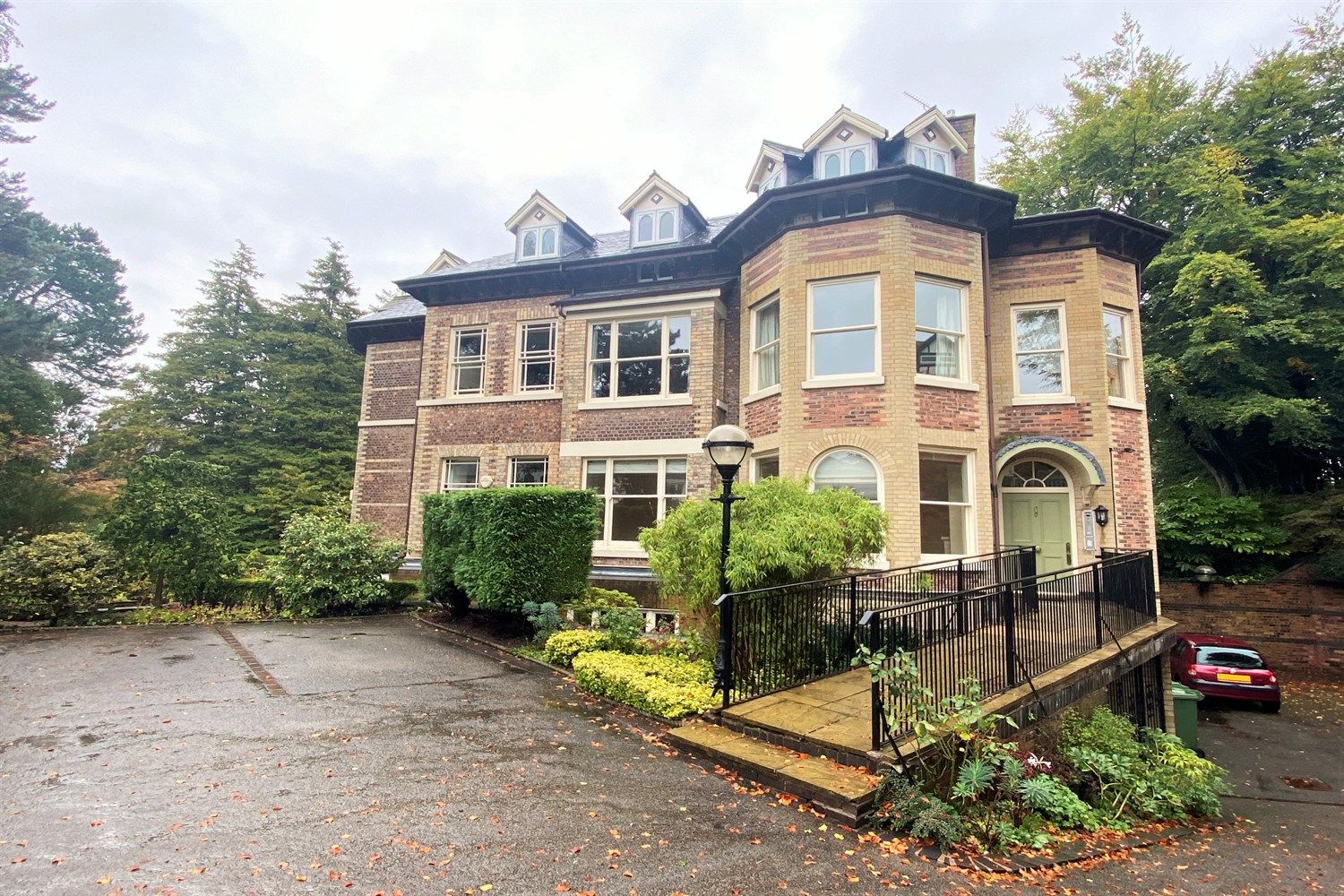 3 bed flat for sale in Bentinck Road, Altrincham WA14 Zoopla