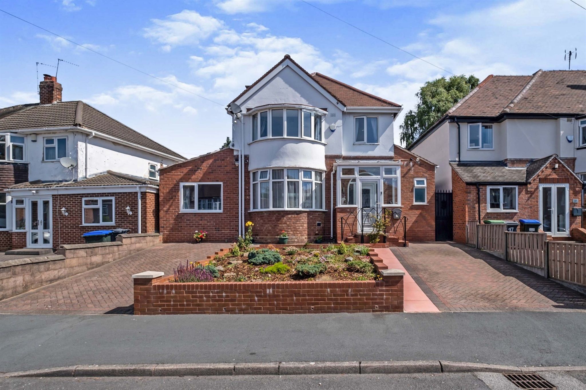 4 bed detached house for sale in Hillcrest Road, Great Barr, Birmingham