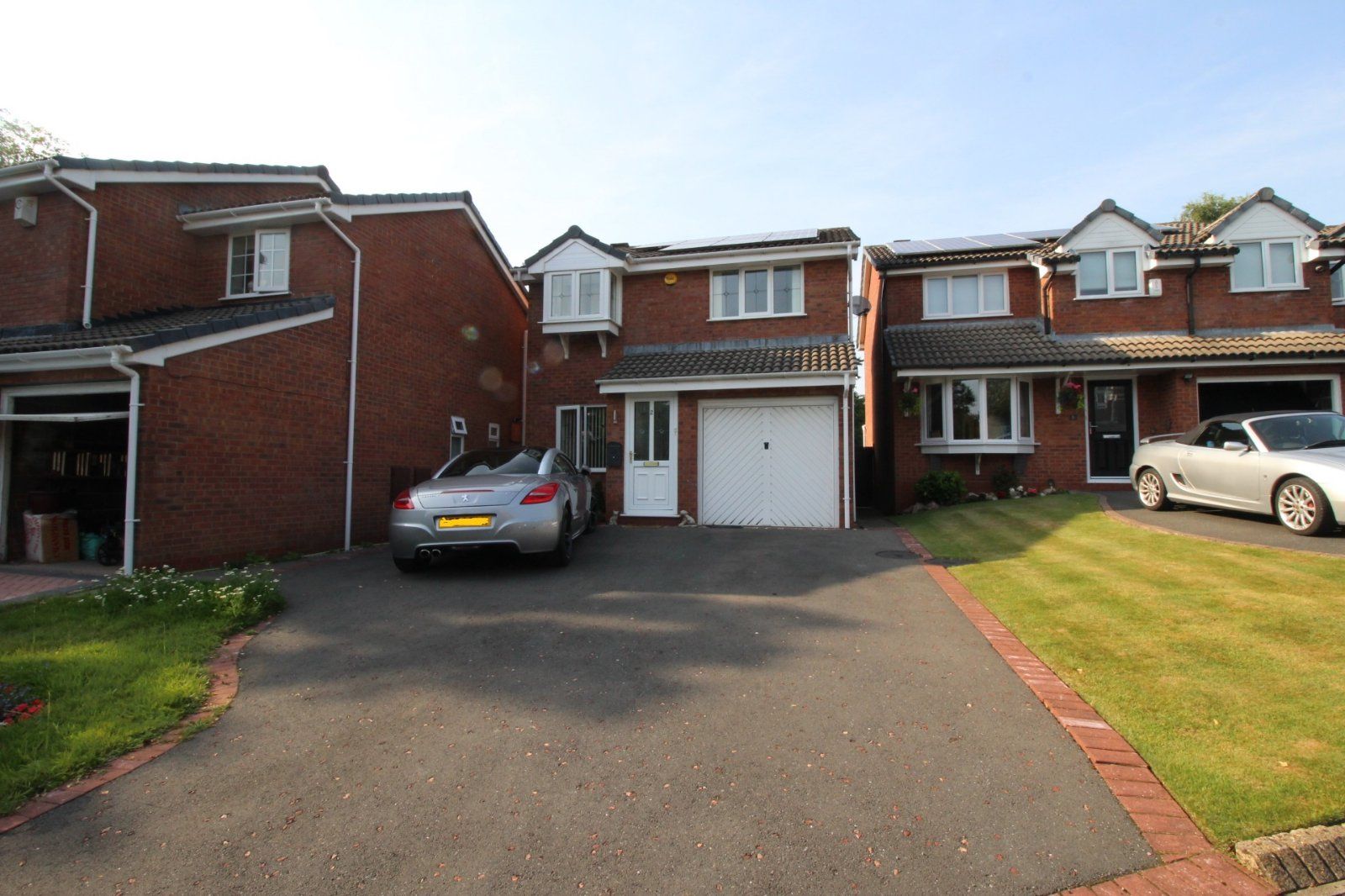 Wilderswood Close, Whittle-Le-Woods, Chorley, Lancashire PR6  