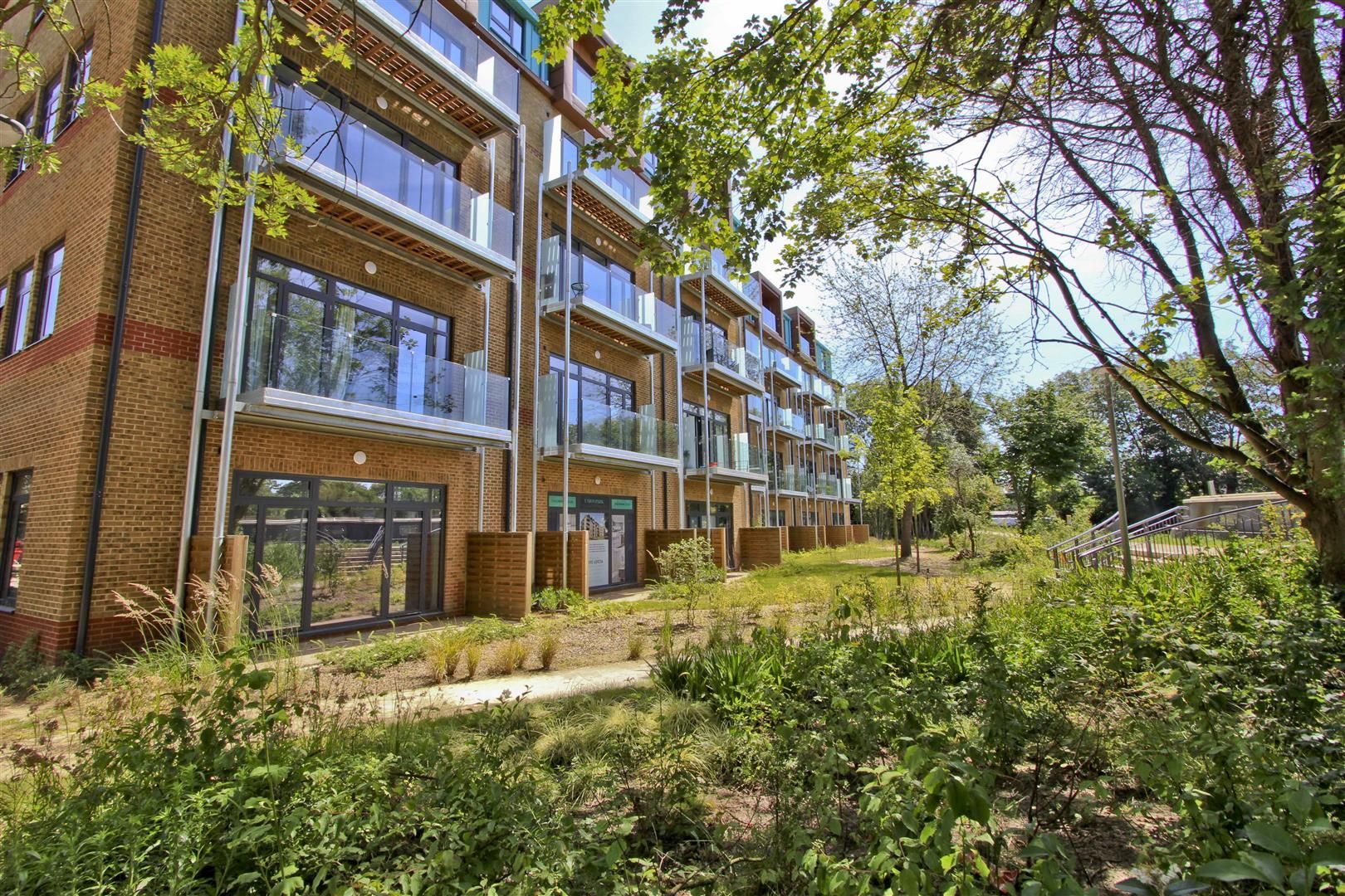 Jessop Court, 2 Brindley Place, Uxbridge UB8  