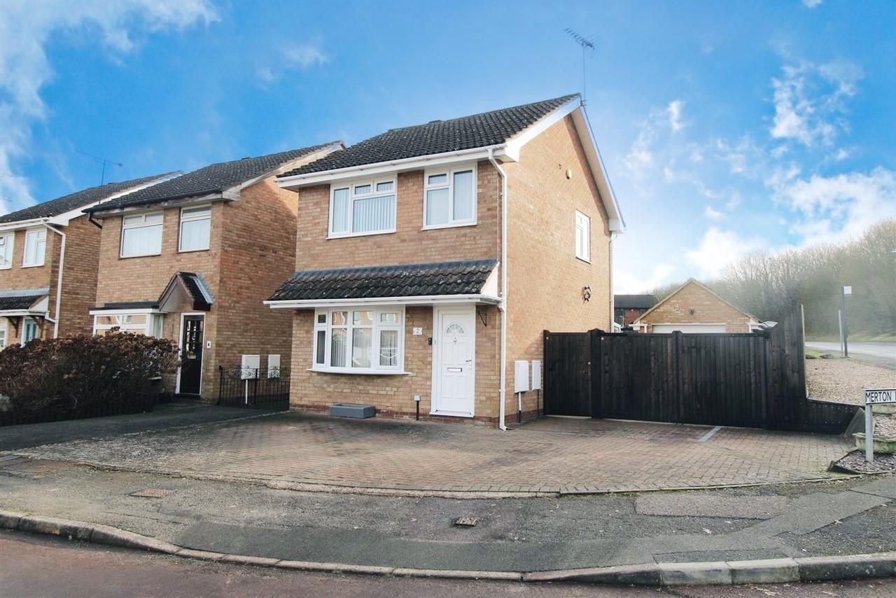 3 bed property for sale in Merton Road, Daventry NN11 Zoopla