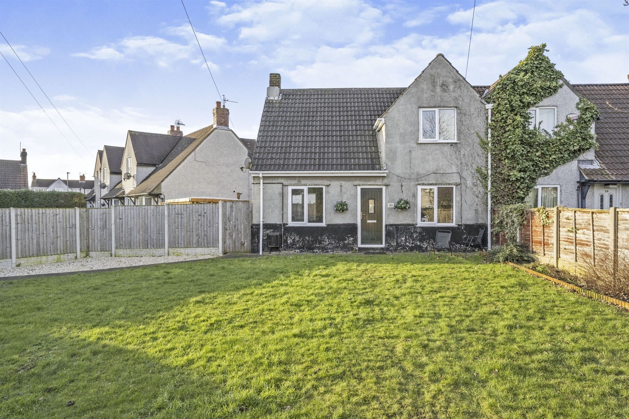 3 bed semidetached house for sale in Haigh Crescent, Stainforth