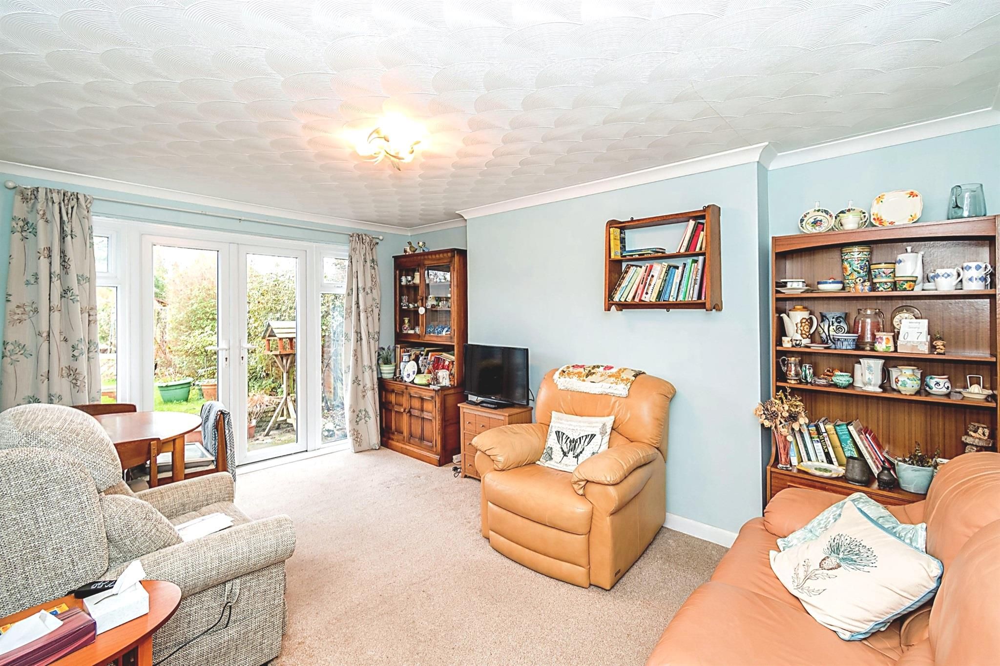 2 bed semidetached bungalow for sale in Haig Road,