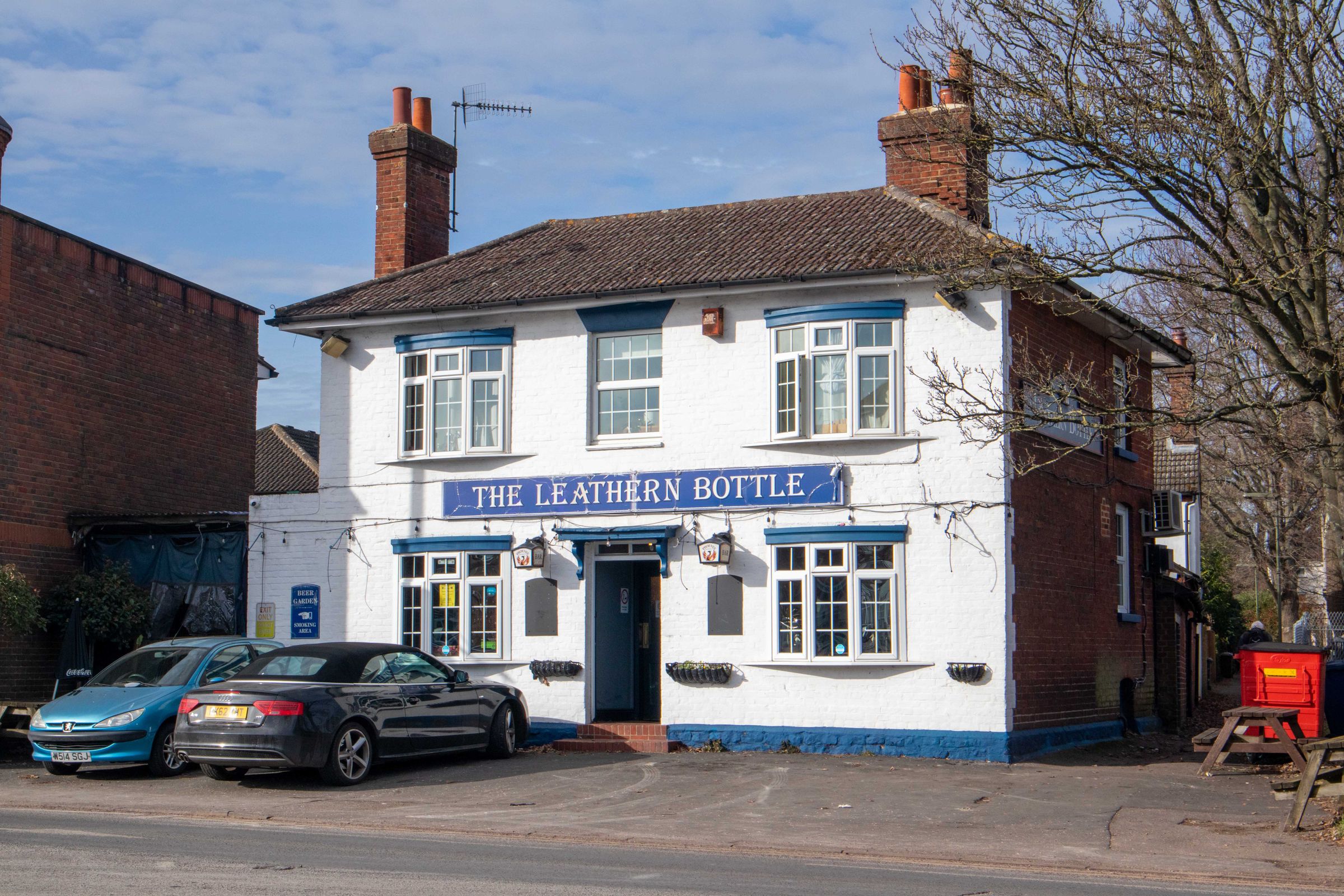 Pub/bar for sale in Meadrow, Godalming GU7 Zoopla