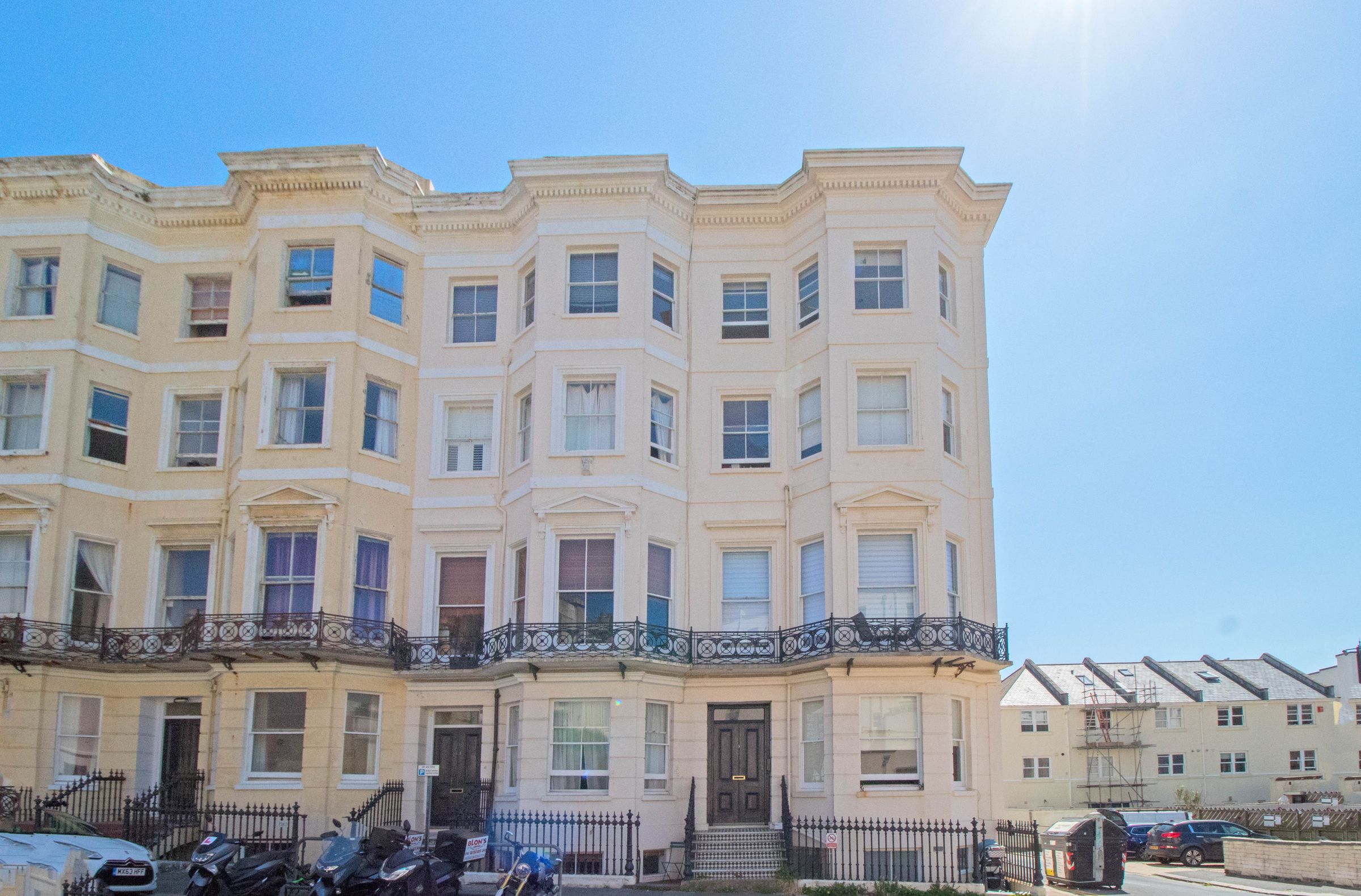 2 bed flat to rent in Holland Road, Hove BN3 Zoopla