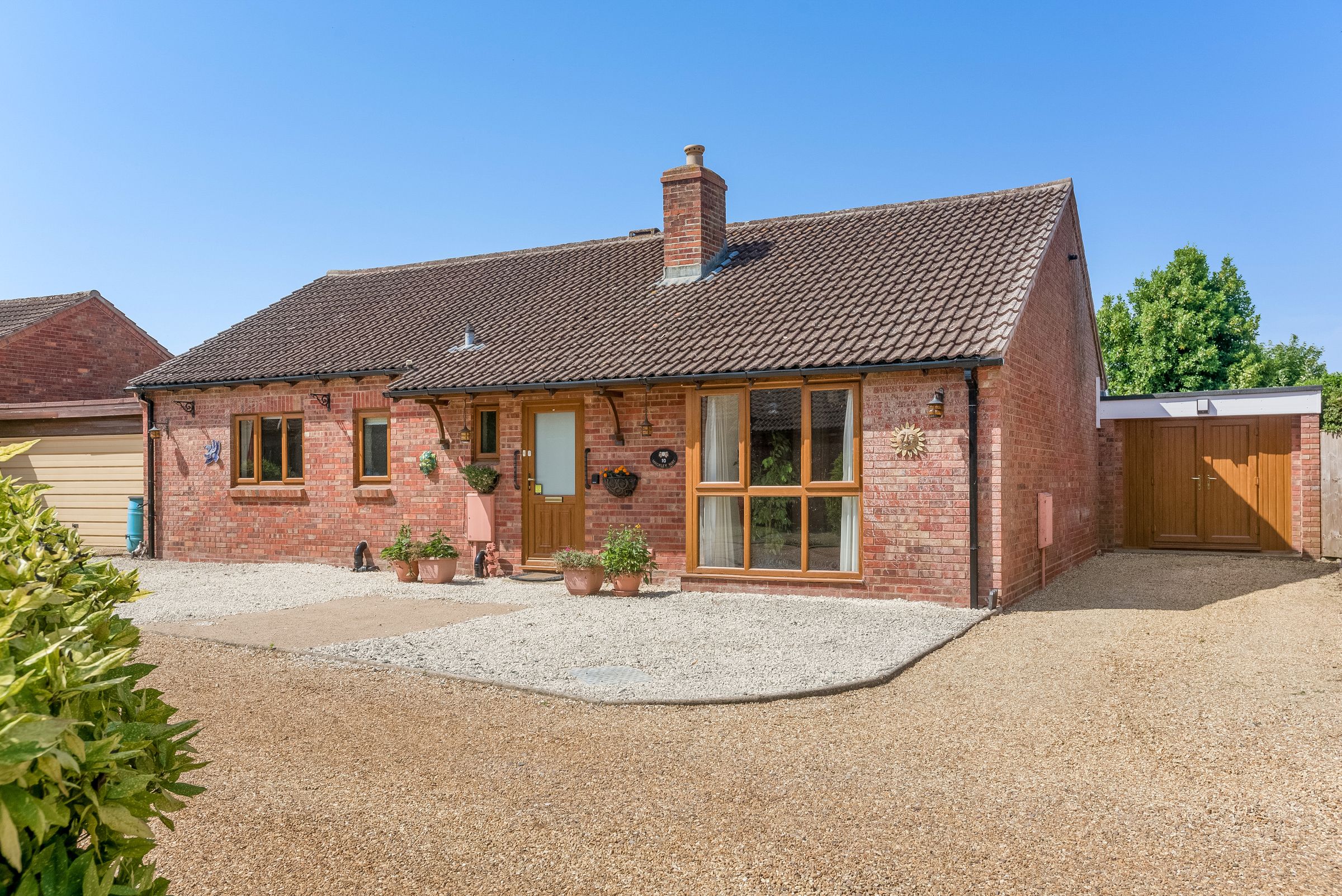 3 bed detached bungalow for sale in Mackley Way, Harbury CV33 Zoopla