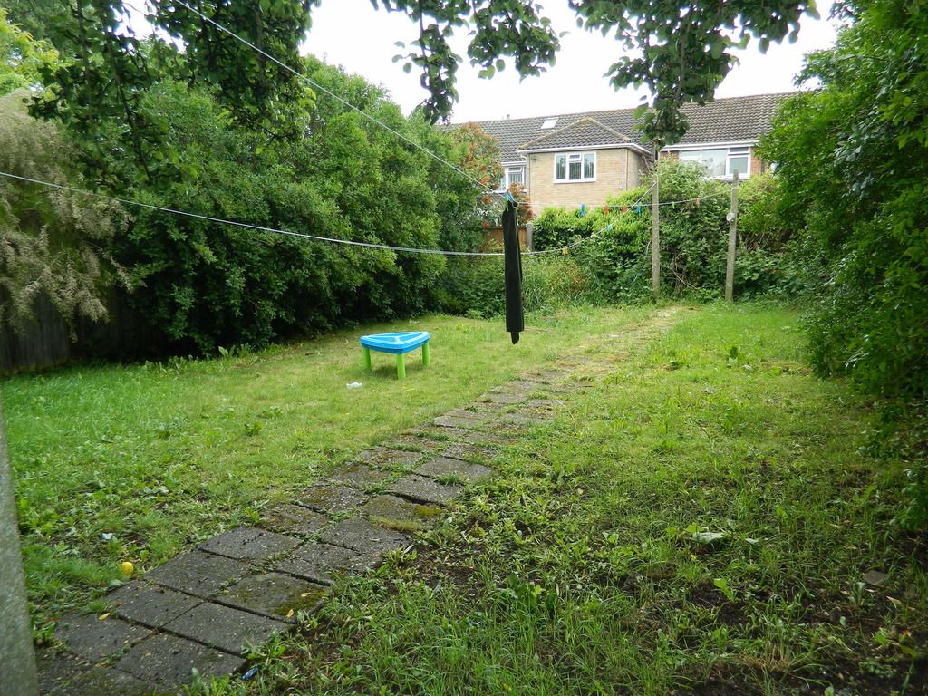 2 bed for sale in Alton Place, Willoughby Road, Langley, Berkshire SL3 Zoopla