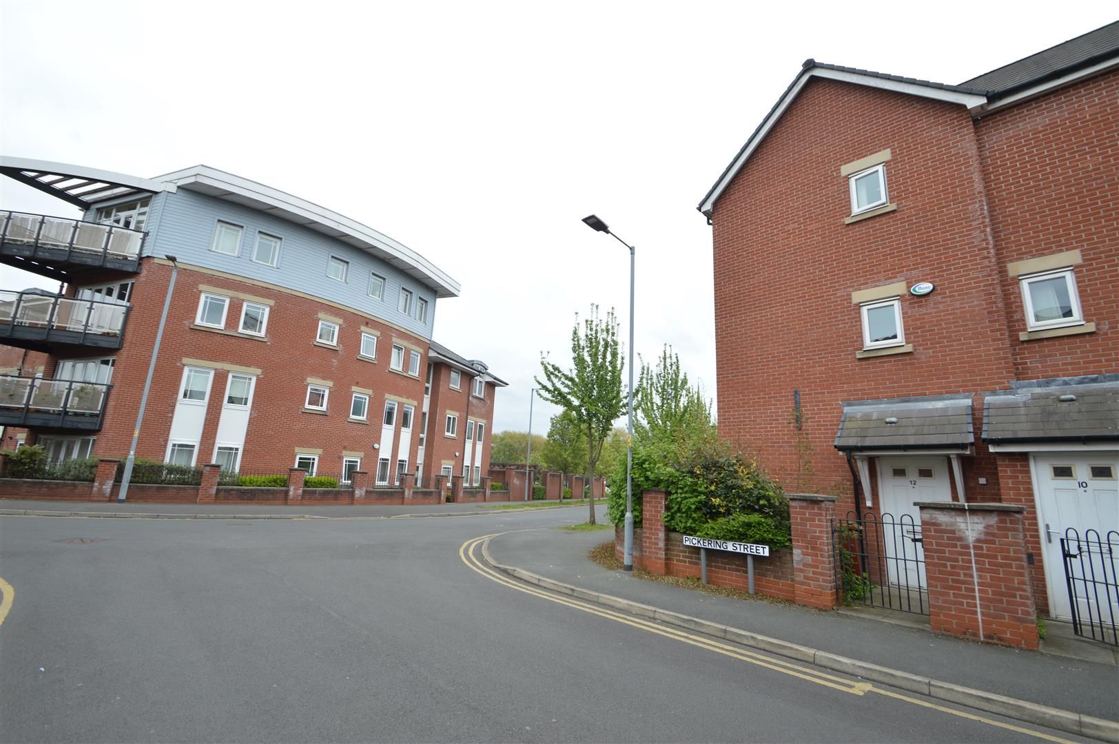 4 bed town house to rent in Pickering Street, Hulme, Manchester M15