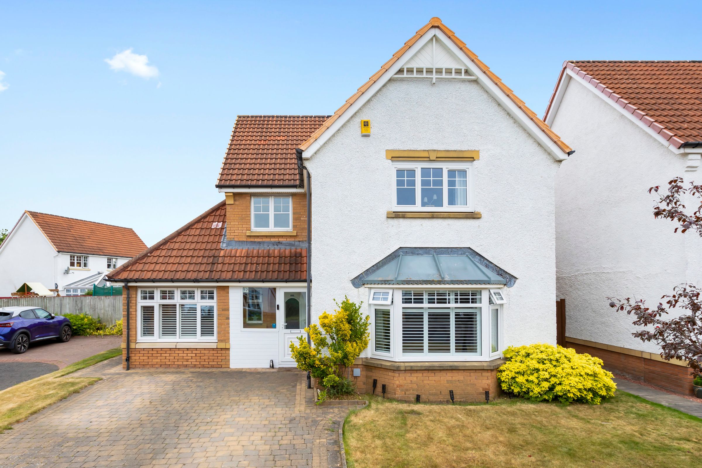 4 bed property for sale in 12 Gogarloch Bank, South Gyle, Edinburgh