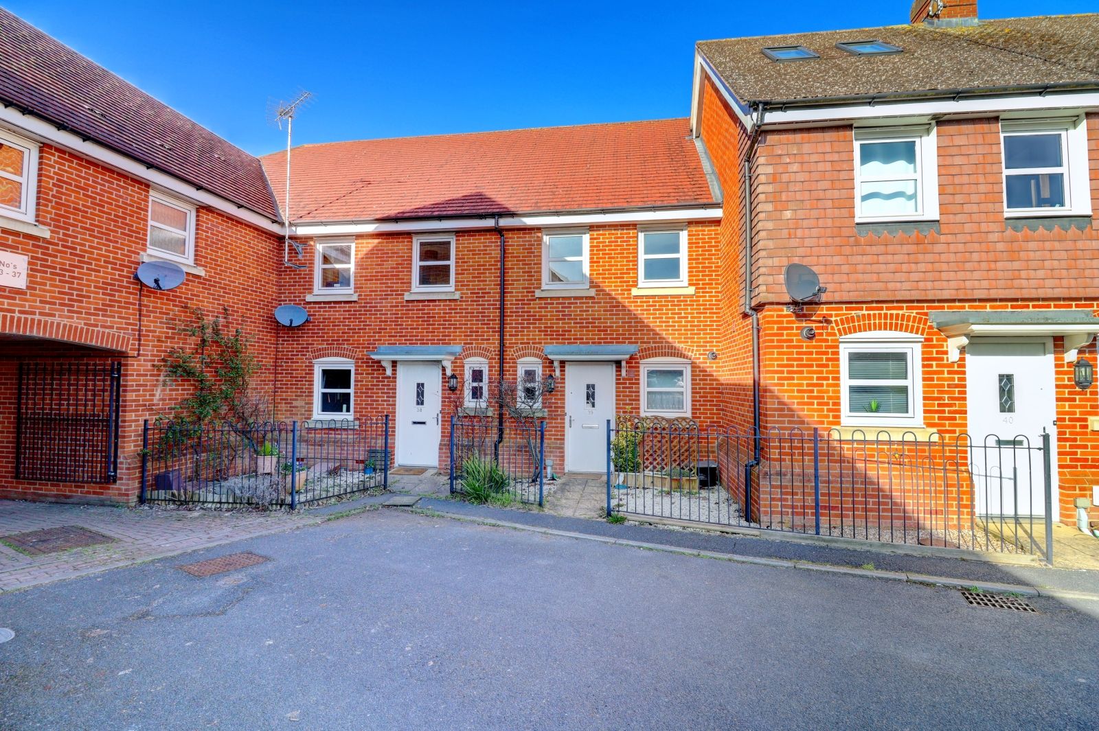2 bed terraced house for sale in School Close, Downley, High