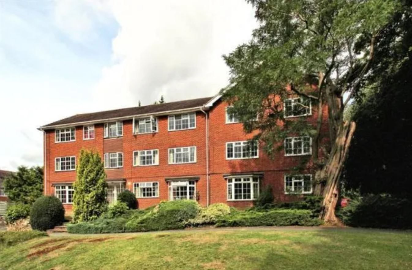 Room to rent in Brooklyn Court, Woking GU22 Zoopla
