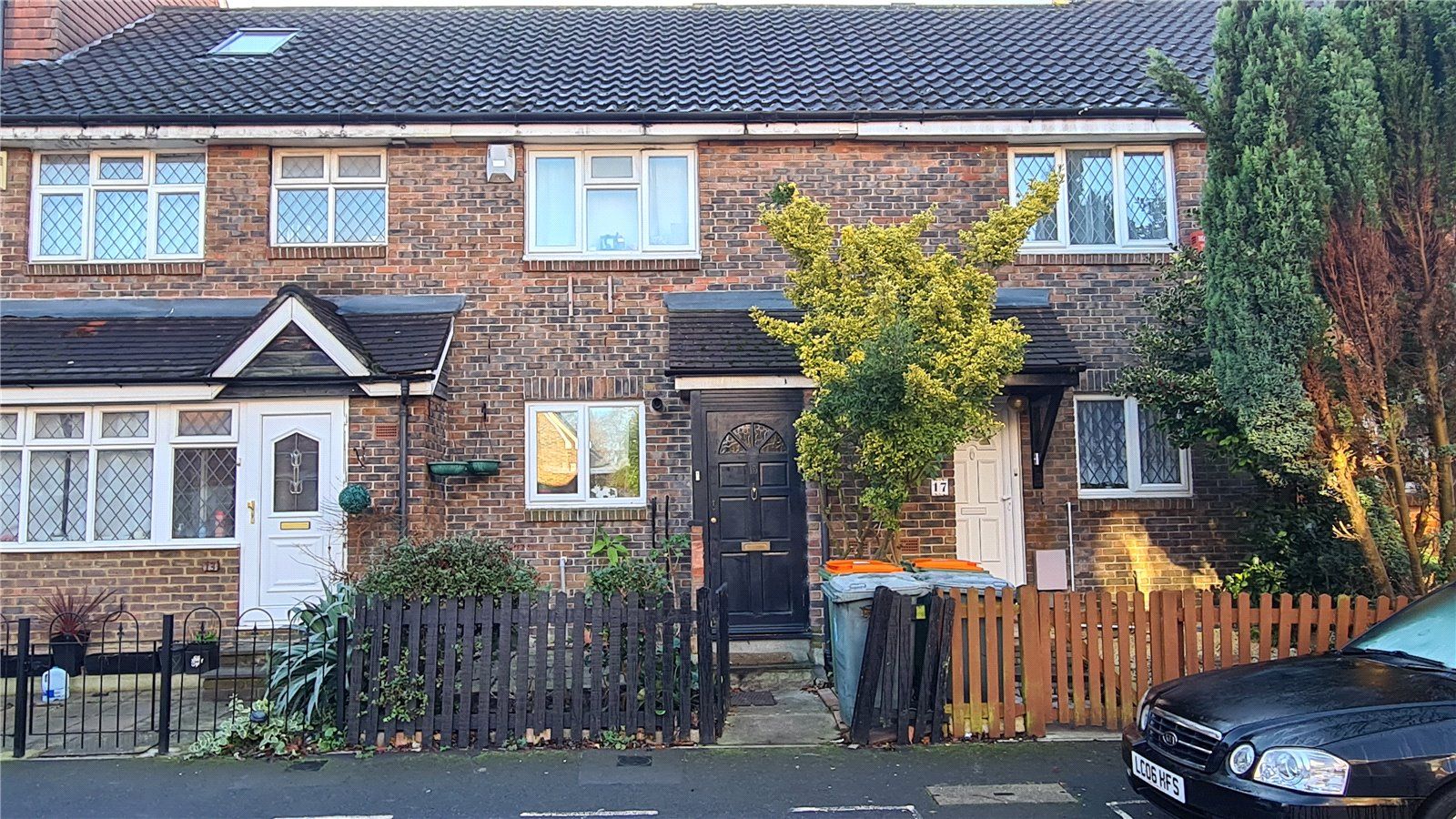 2 bed terraced house for sale in Kirkham Road, Beckton, London E6 Zoopla