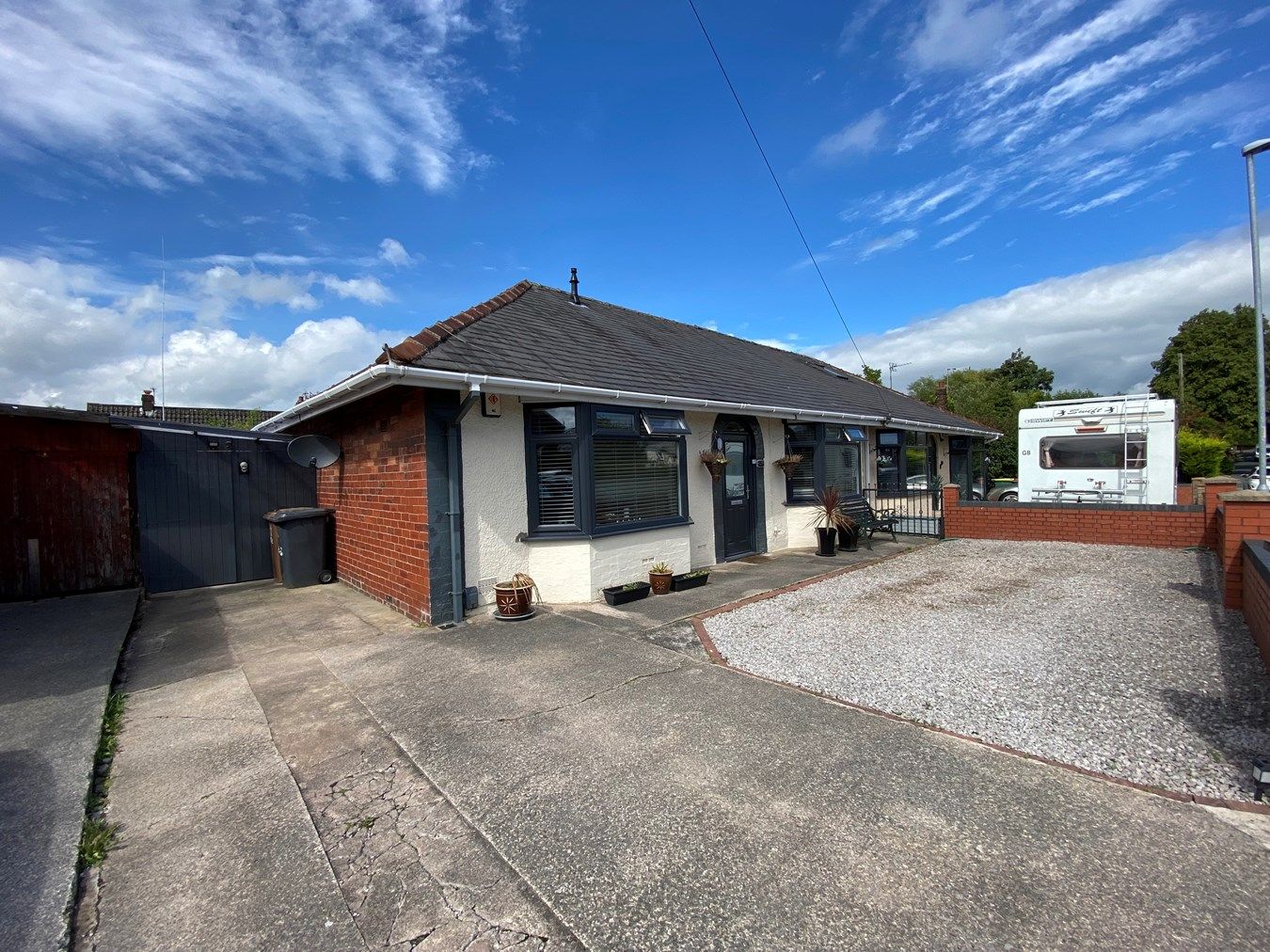 2 bed semidetached bungalow for sale in Lytham Road, AshtonOnRibble