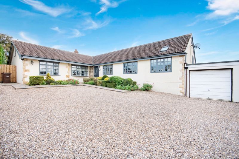 4 bed detached bungalow for sale in Little Smeaton, Pontefract WF8 Zoopla