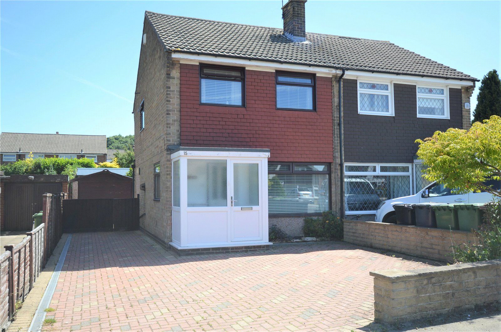 3 bed semidetached house for sale in Ninelands Lane, Garforth, Leeds, West Yorkshire LS25 Zoopla
