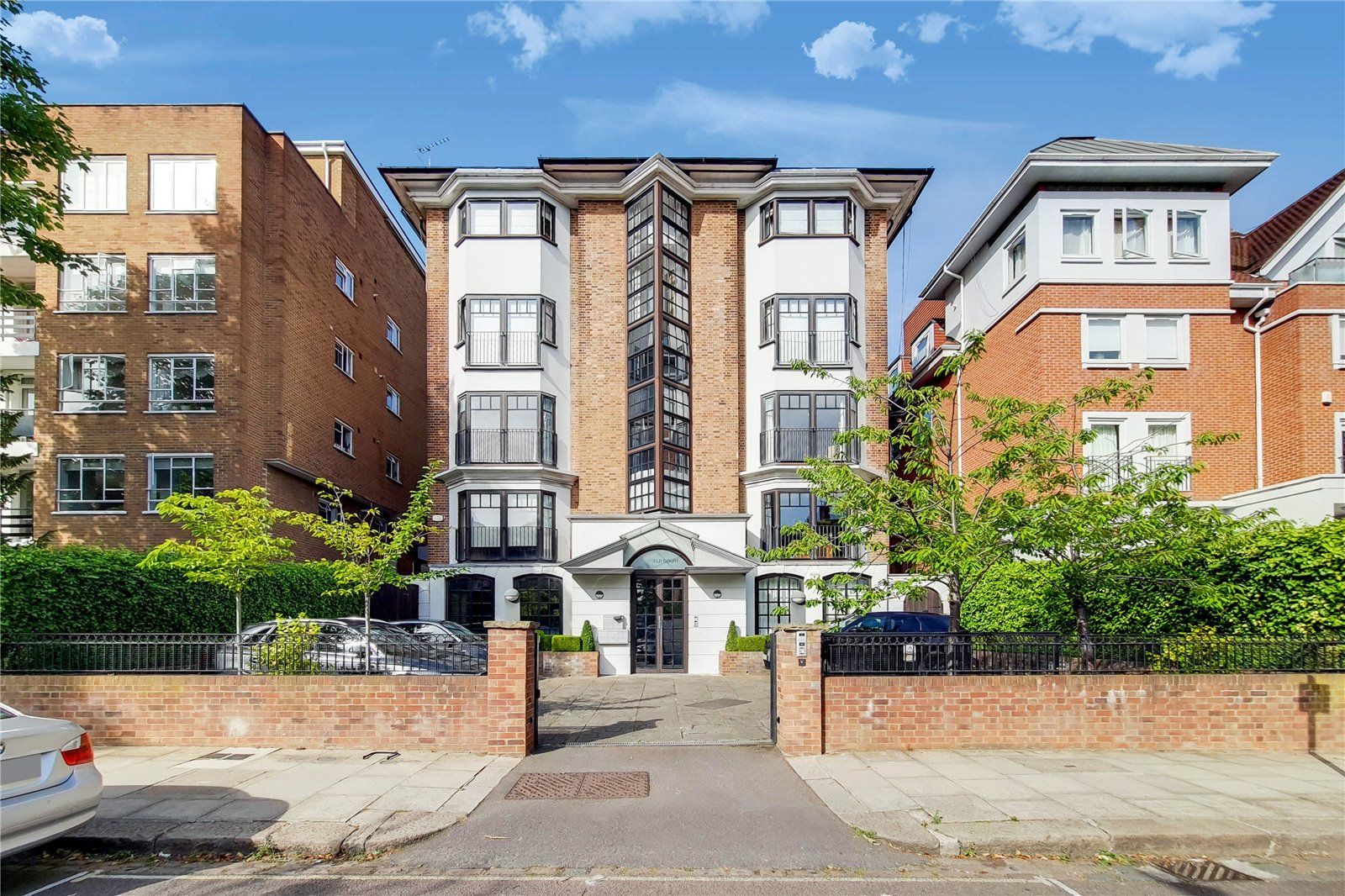 3 bed flat to rent in Lindfield Court, 18 Lindfield Gardens, Hampstead