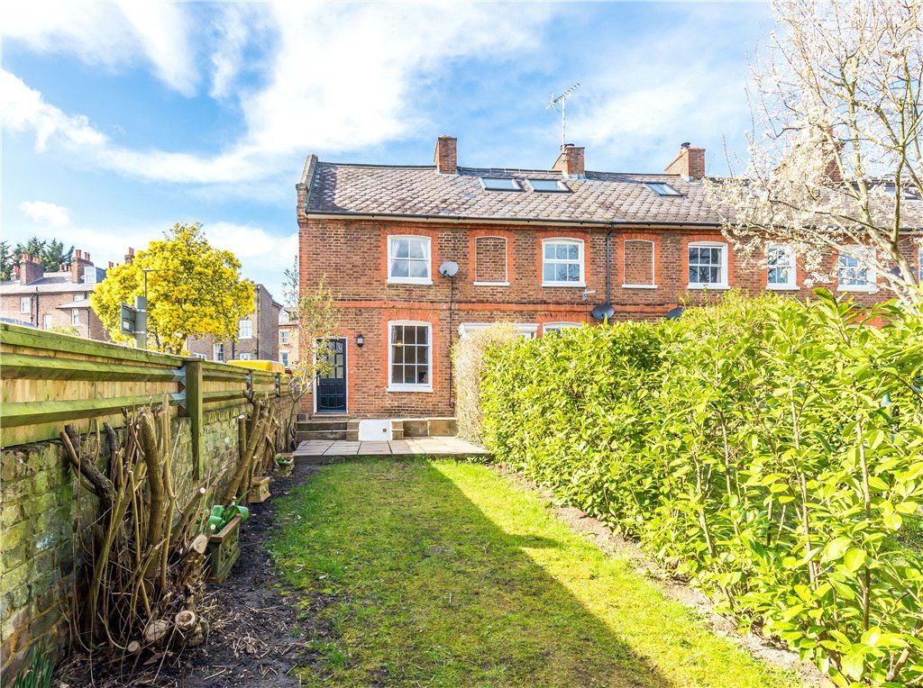 Linden Cottages, Oldfield Road SW19  