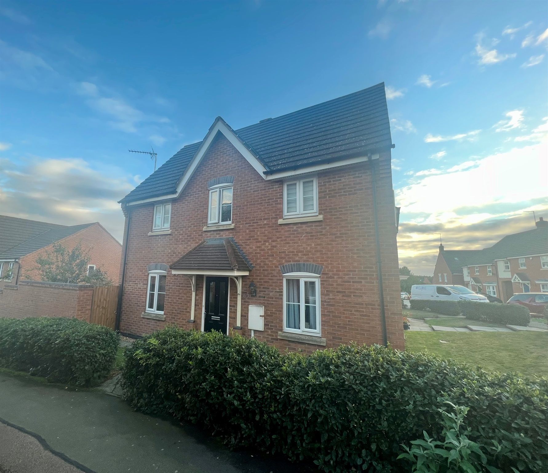 3 bed semidetached house for sale in Robinson Way, Wootton