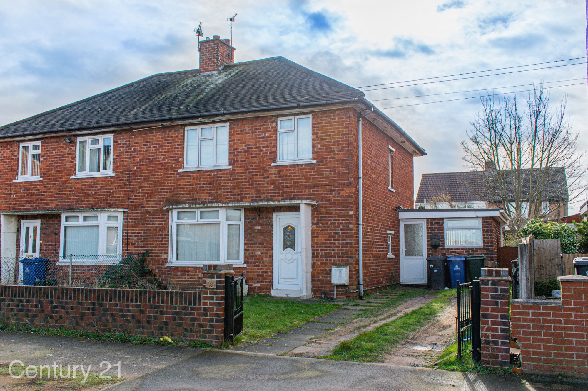 3 bed semidetached house for sale in Morrison Drive, Doncaster, South