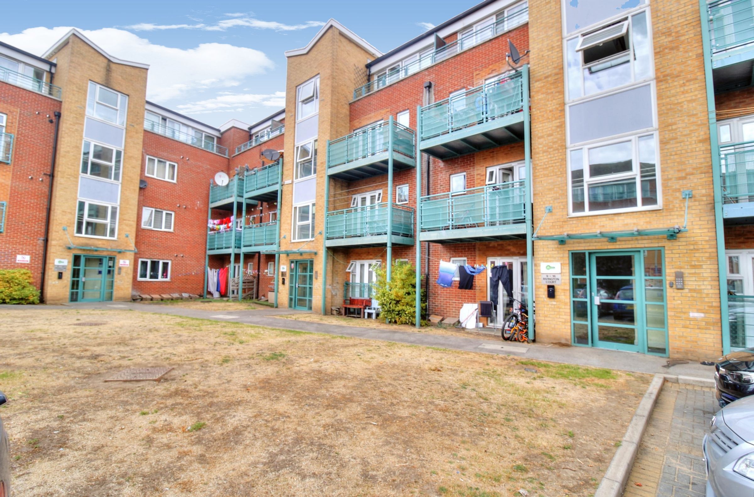 2 bed flat for sale in St. Mark's Place, Dagenham RM10 Zoopla