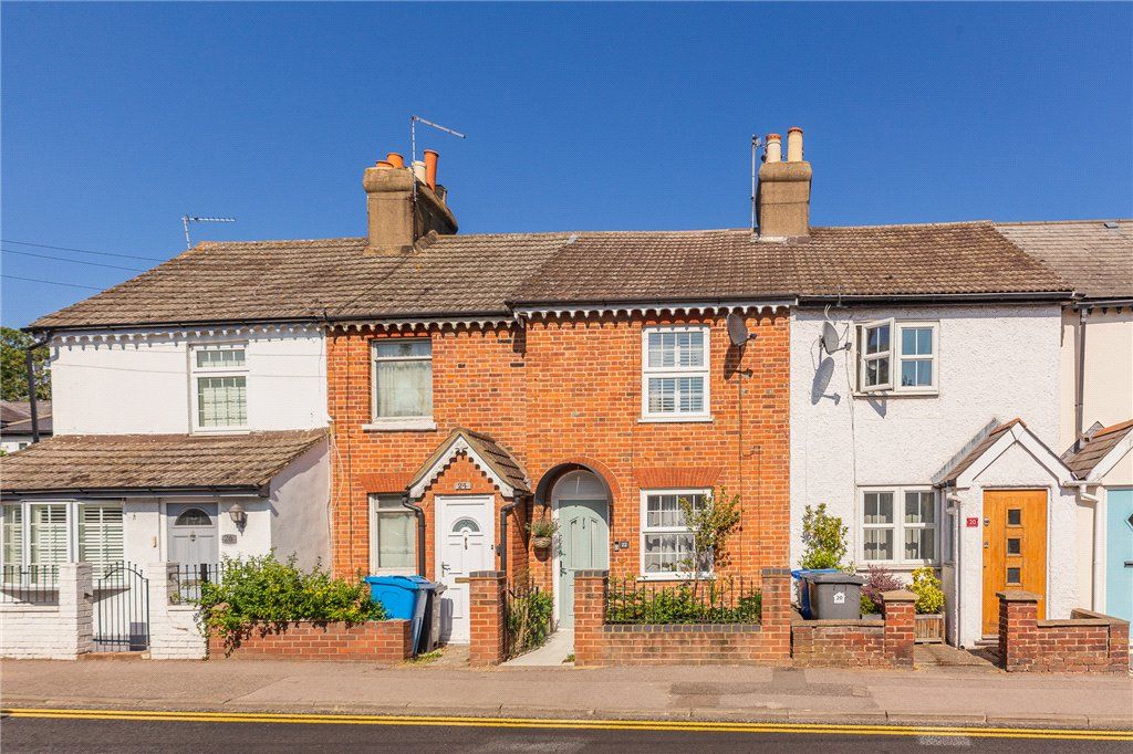 2 bed terraced house for sale in Clewer Hill Road, Windsor, Berkshire