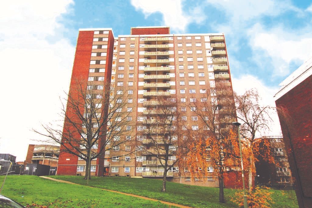 1 bed flat for sale in Longford Court, Belle Vue Estate, Hendon NW4