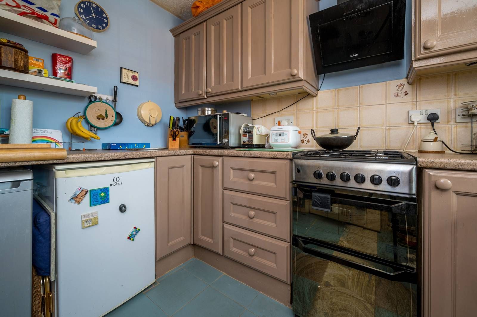 Foxglove Gardens GU4, Merrow, Guildford,  