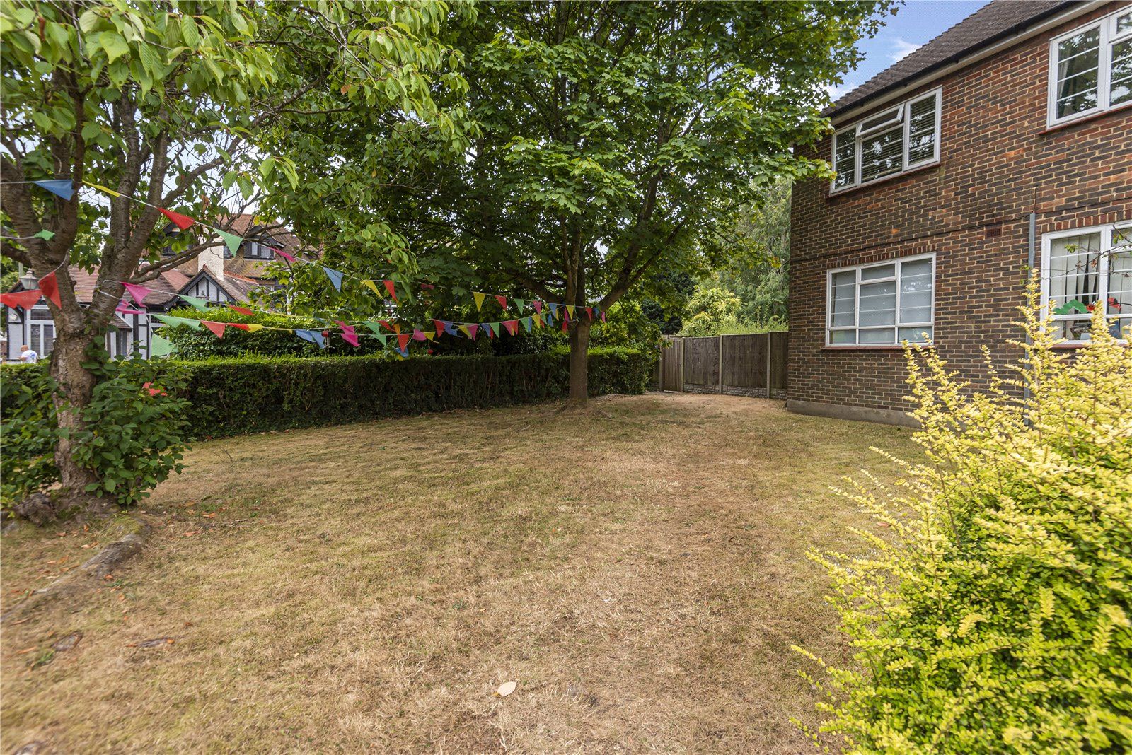 2 bed for sale in Shelton Avenue, Warlingham, Surrey CR6