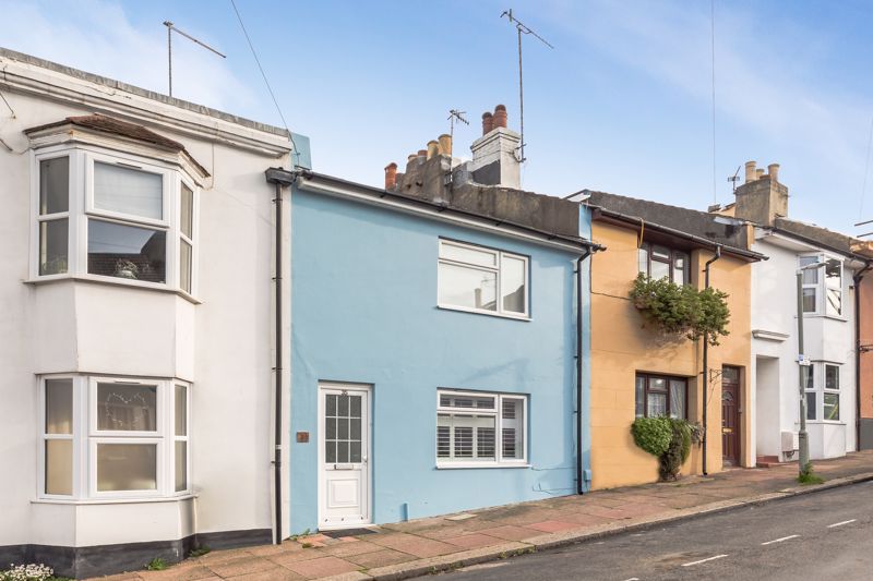2 bed terraced house for sale in Islingword Road, Hanover, Brighton BN2